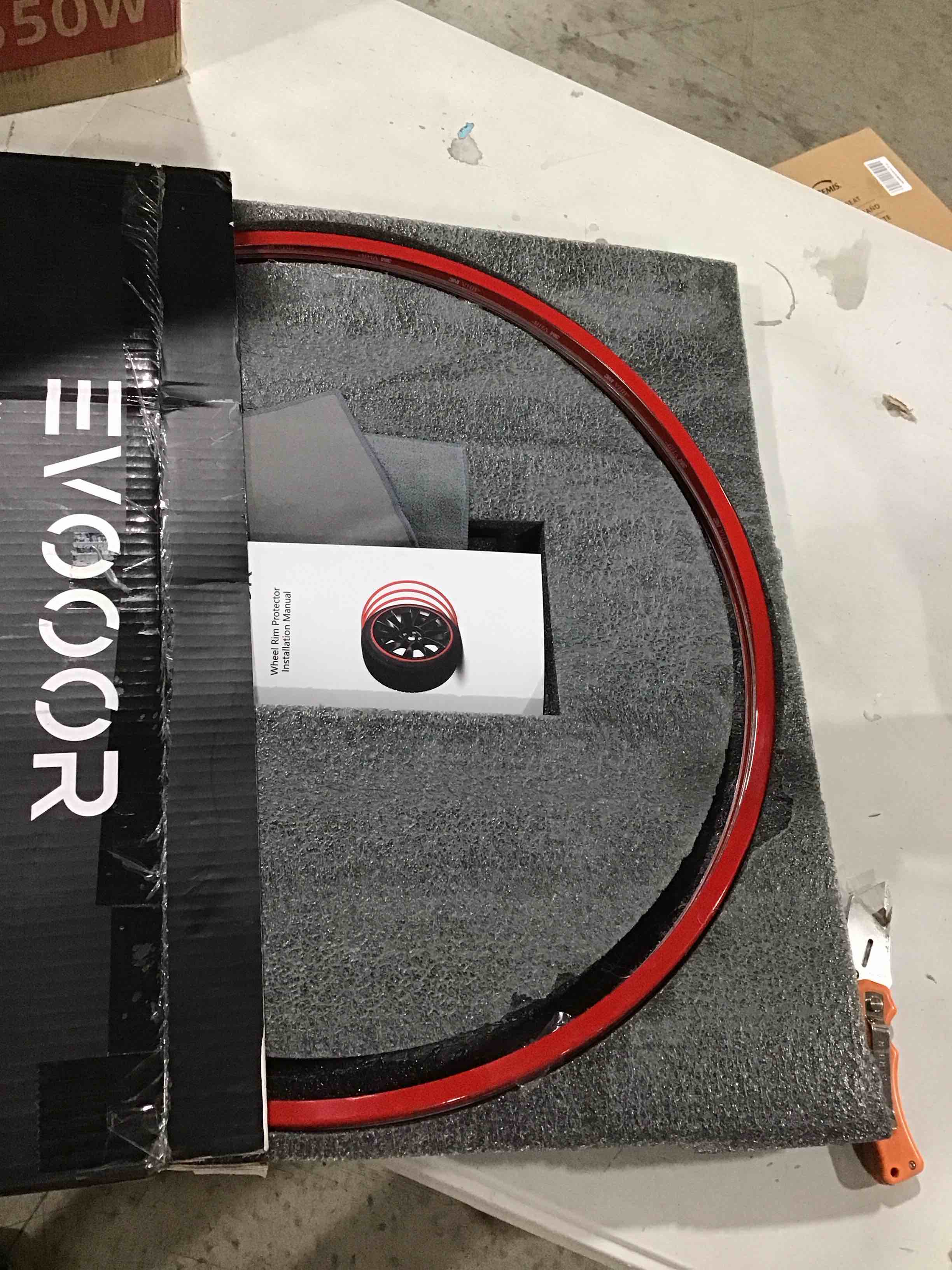 https://s3.amazonaws.com/lotting-images-prod/bidfta/YEL6167500_1715194397466.jpeg