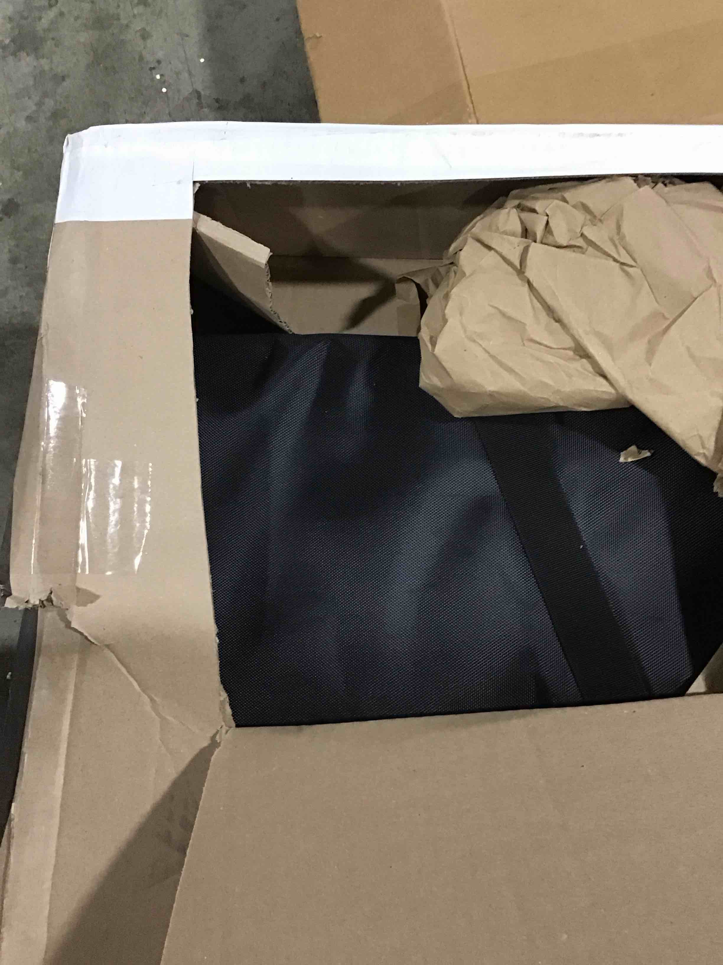 https://s3.amazonaws.com/lotting-images-prod/bidfta/YEL6167510_1715194950540.jpeg