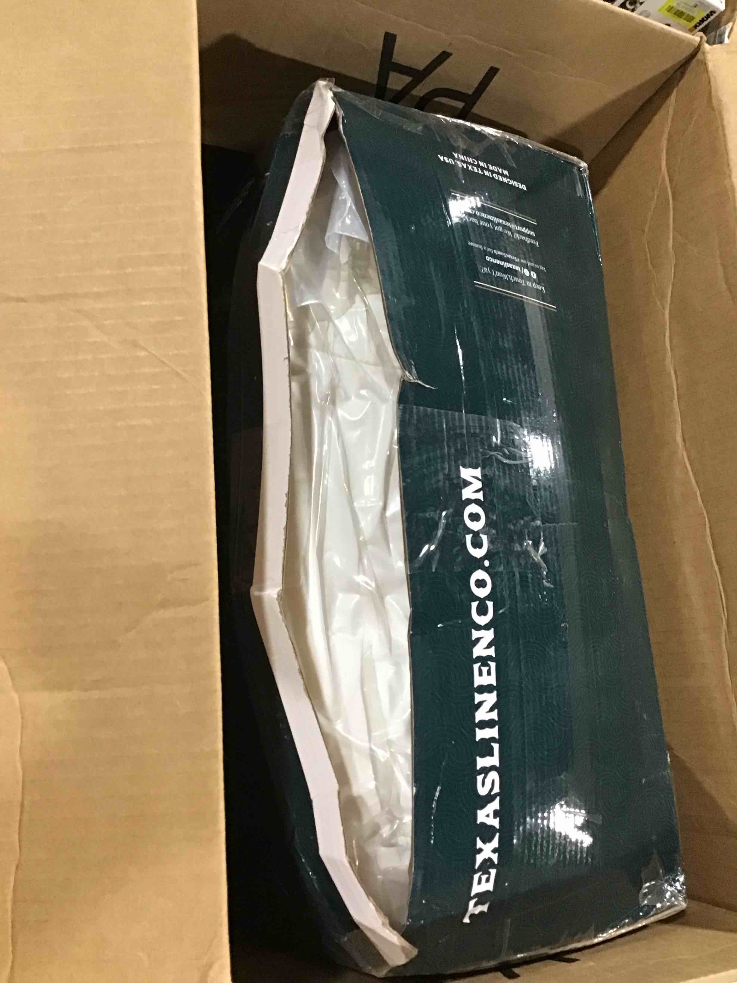https://s3.amazonaws.com/lotting-images-prod/bidfta/YEL6167532_1715195806961.jpeg
