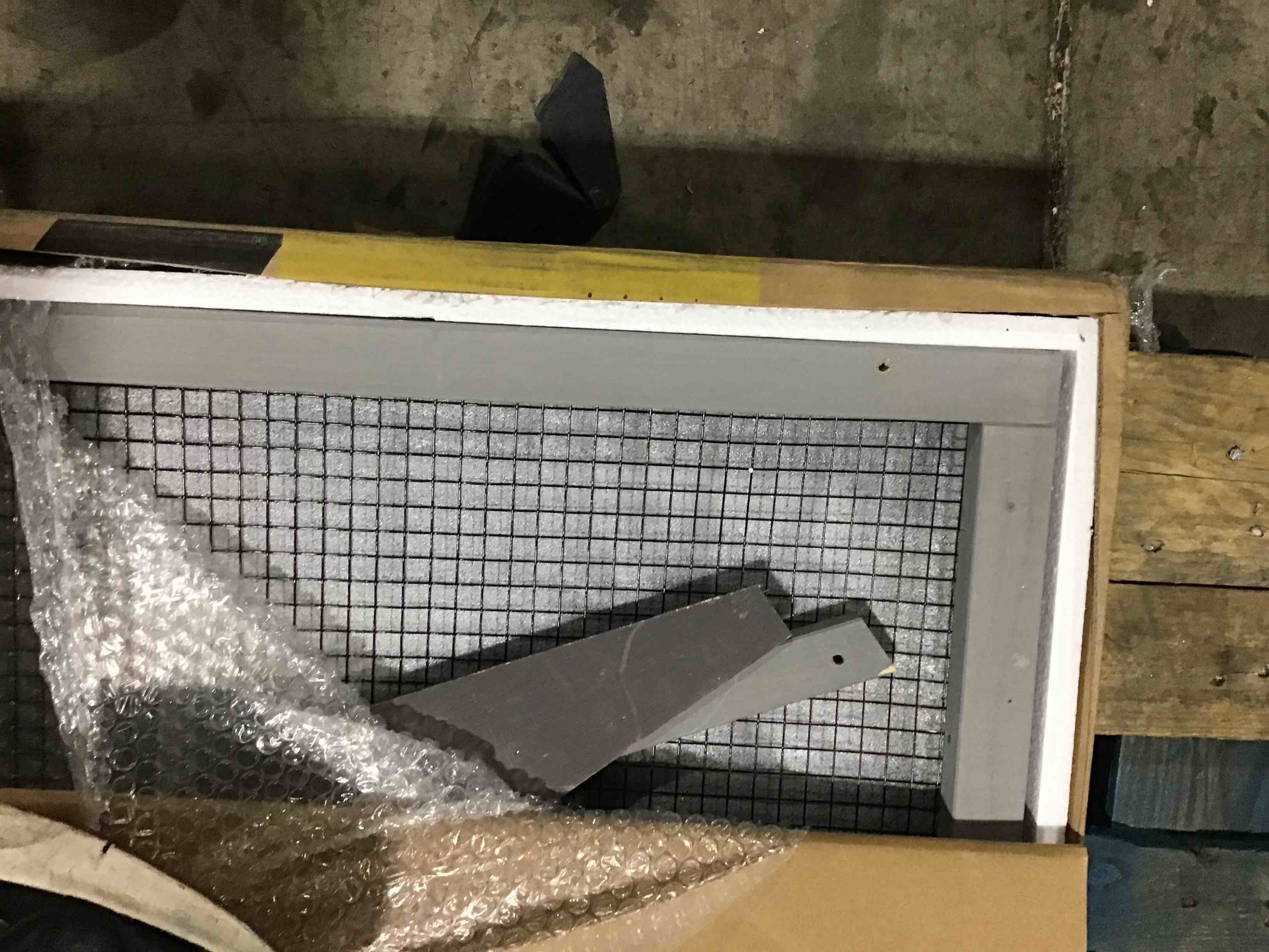 https://s3.amazonaws.com/lotting-images-prod/bidfta/YEL6167960_1715607424190.jpeg