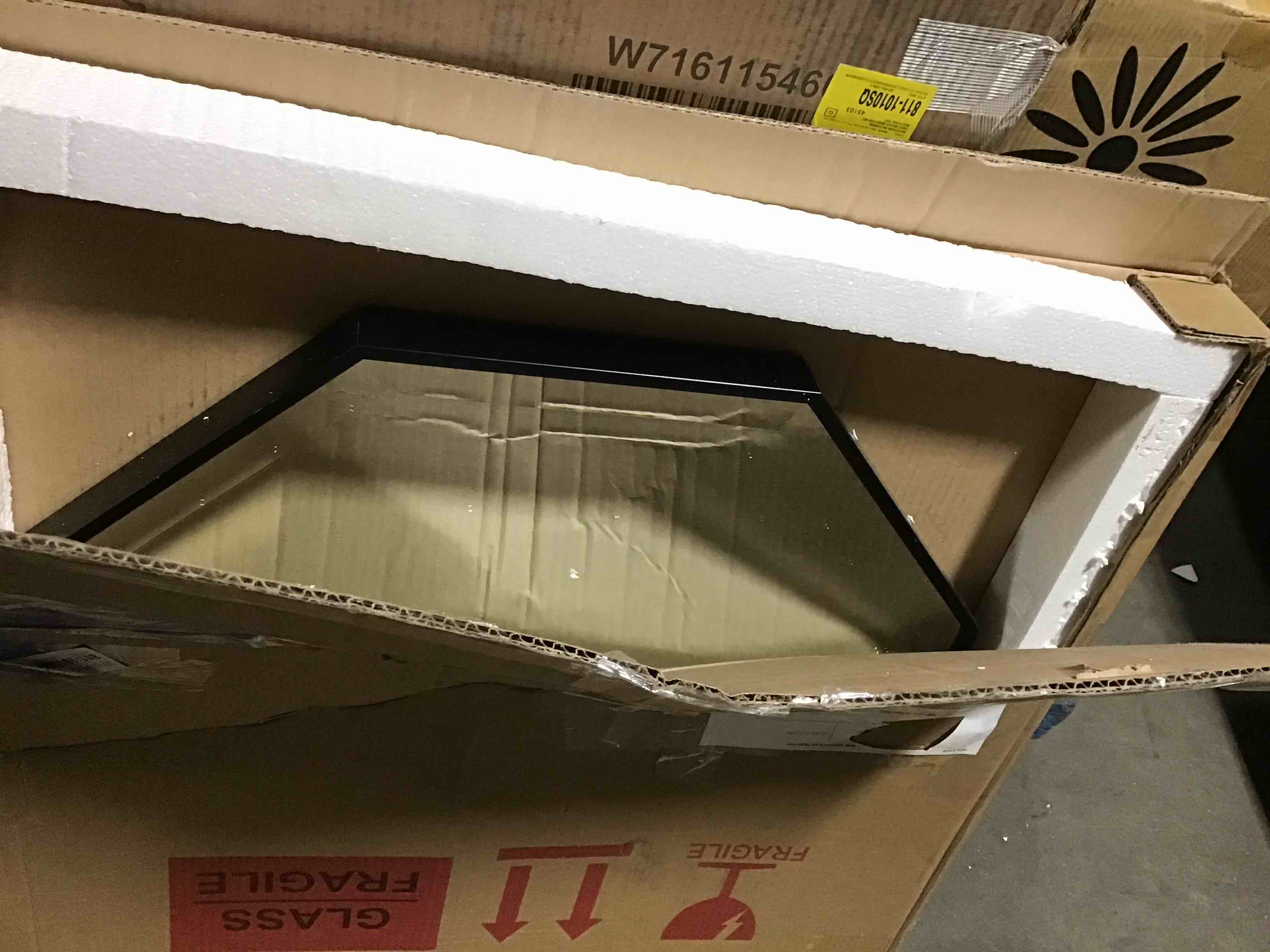 https://s3.amazonaws.com/lotting-images-prod/bidfta/YEL6168120_1715690177710.jpeg