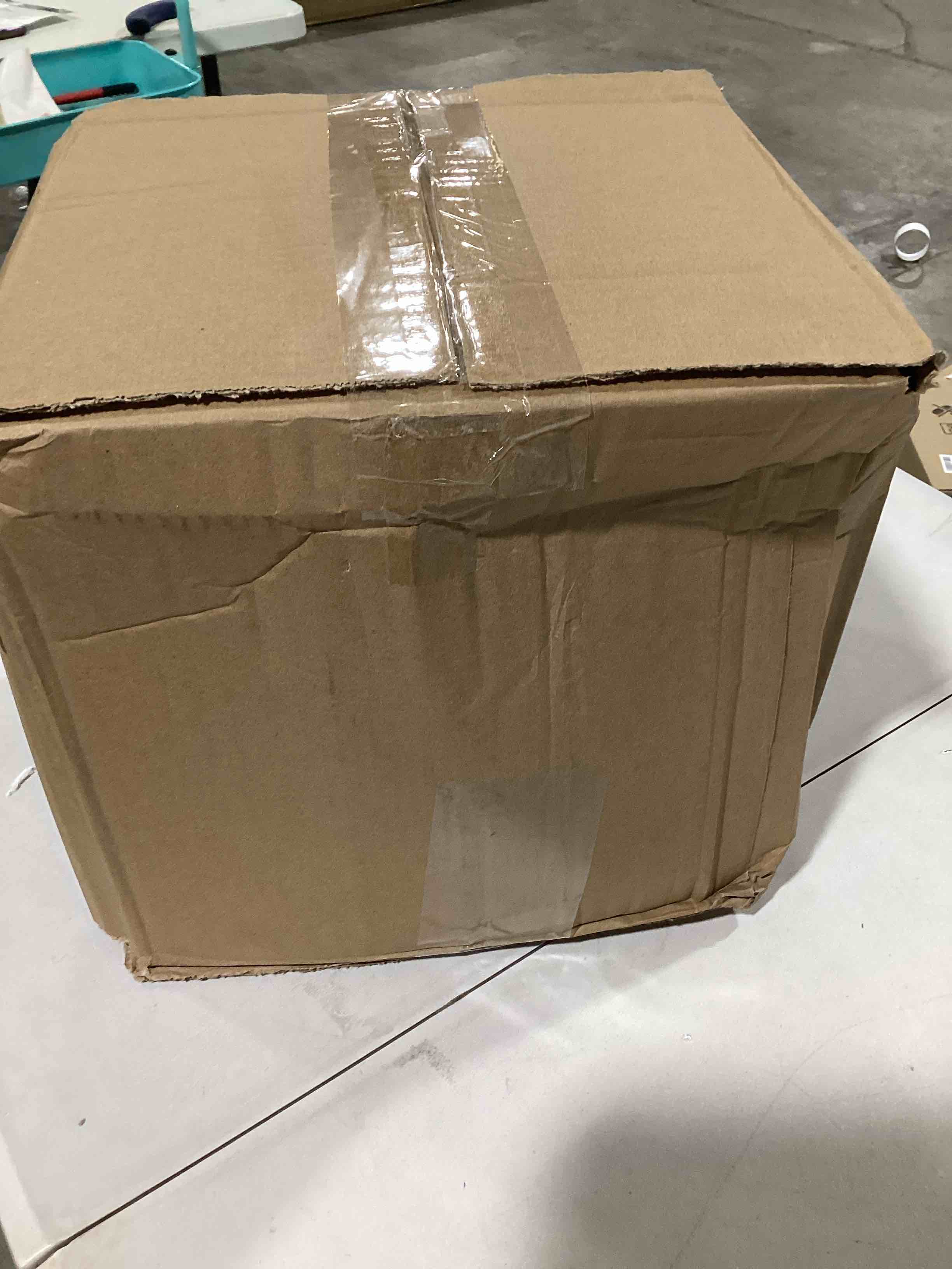https://s3.amazonaws.com/lotting-images-prod/bidfta/YEL6168635_1715775354543.jpeg