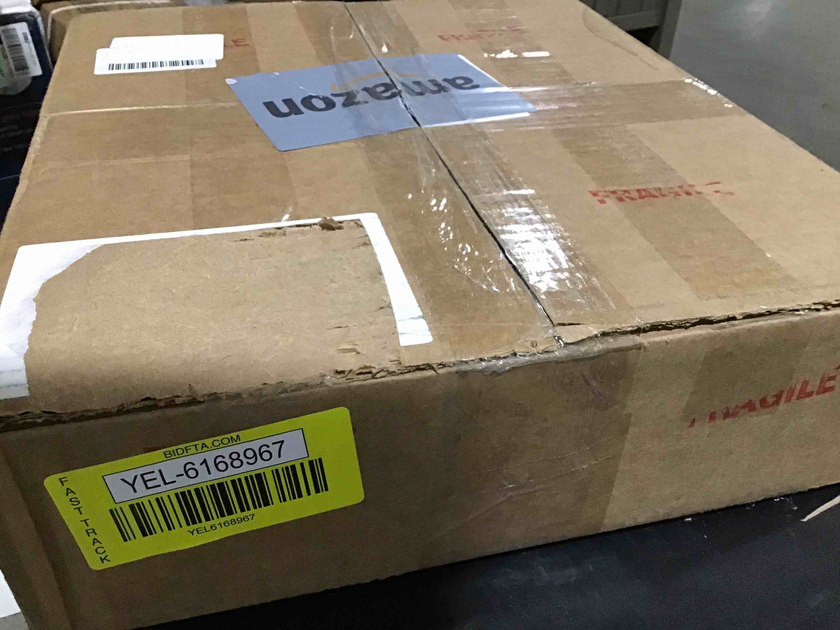 https://s3.amazonaws.com/lotting-images-prod/bidfta/YEL6168967_1716291427344.jpeg