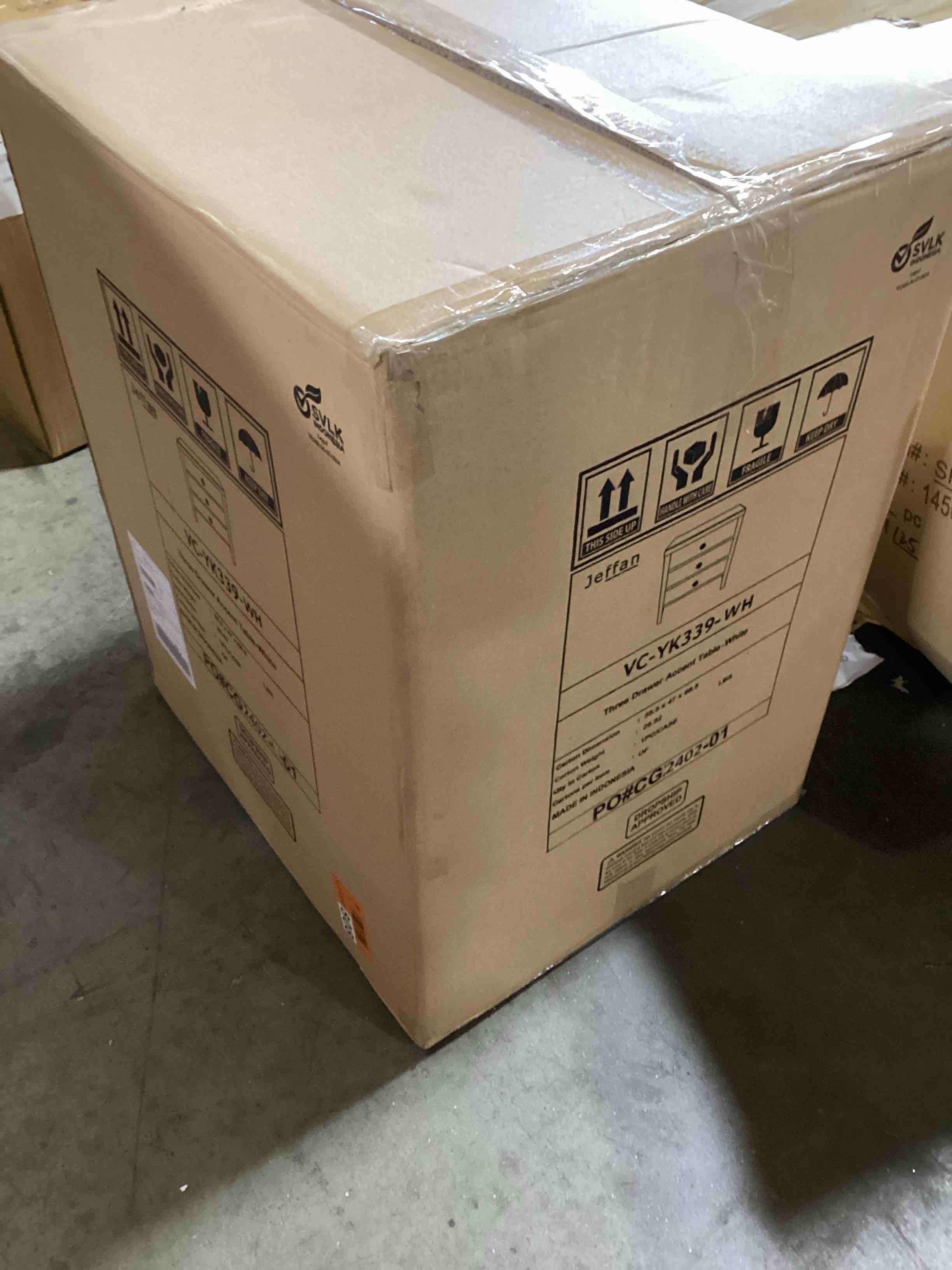 https://s3.amazonaws.com/lotting-images-prod/bidfta/YEL6169389_1716553059488.jpeg