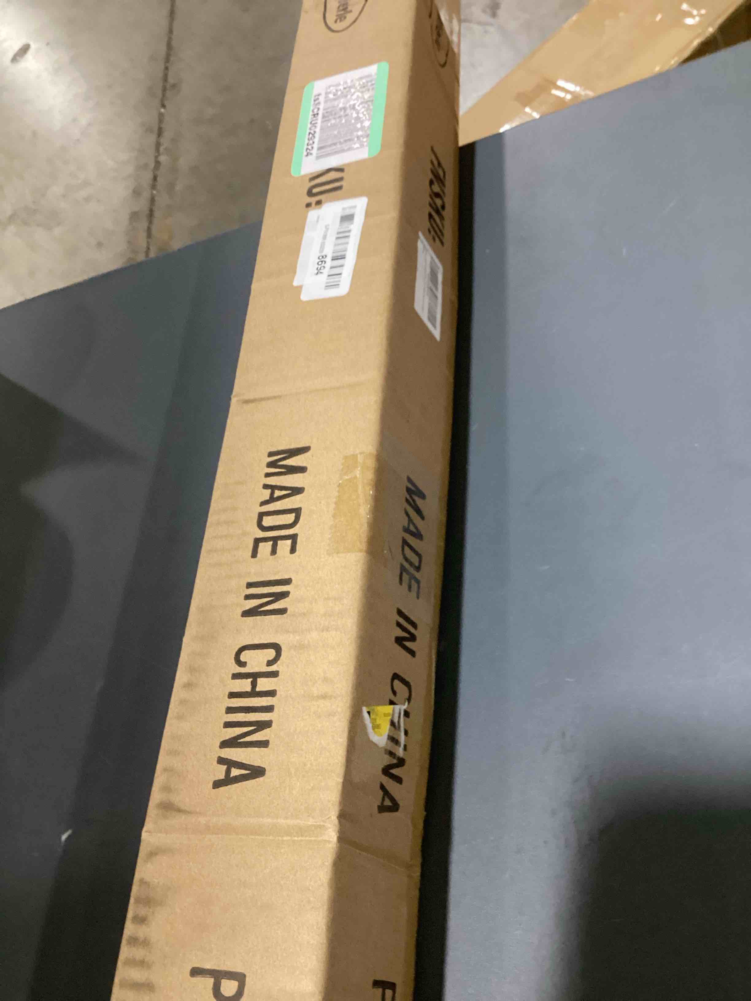 https://s3.amazonaws.com/lotting-images-prod/bidfta/YEL6170496_1716315644648.jpeg