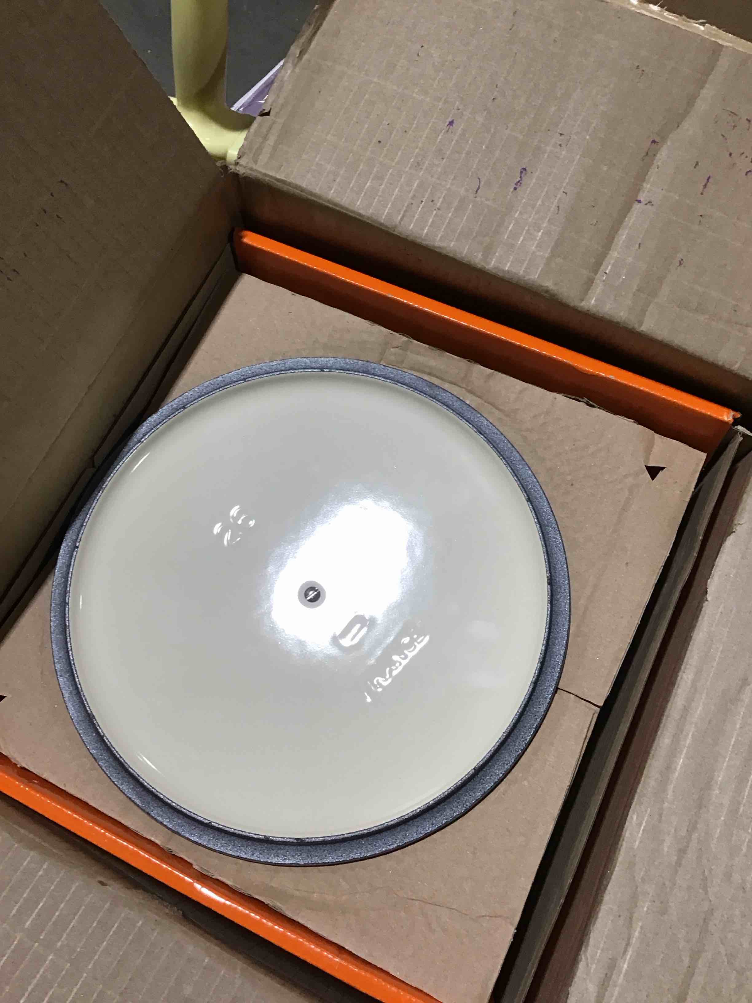 https://s3.amazonaws.com/lotting-images-prod/bidfta/YEL6171590_1715955757424.jpeg