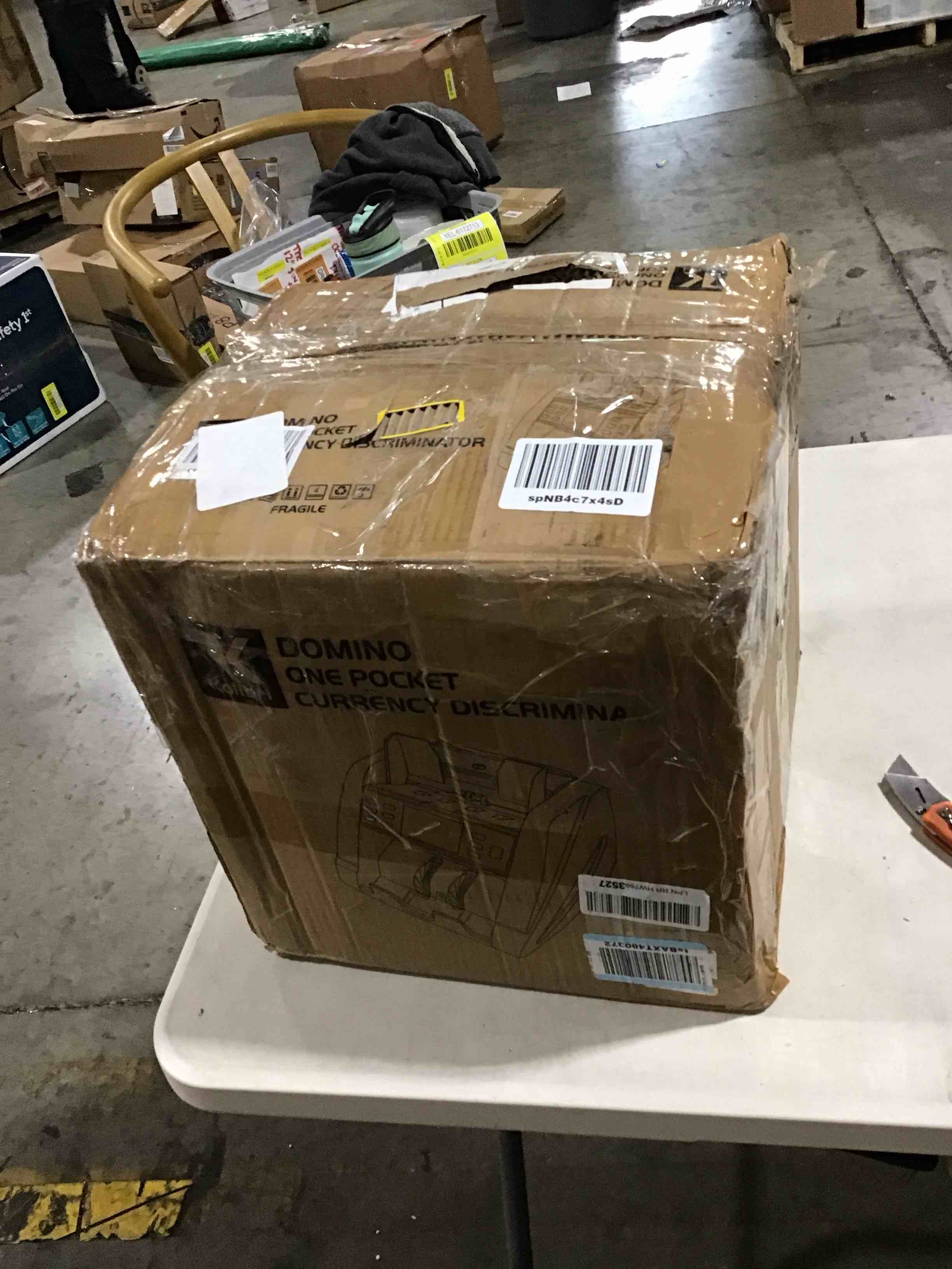 https://s3.amazonaws.com/lotting-images-prod/bidfta/YEL6172705_1716491251472.jpeg