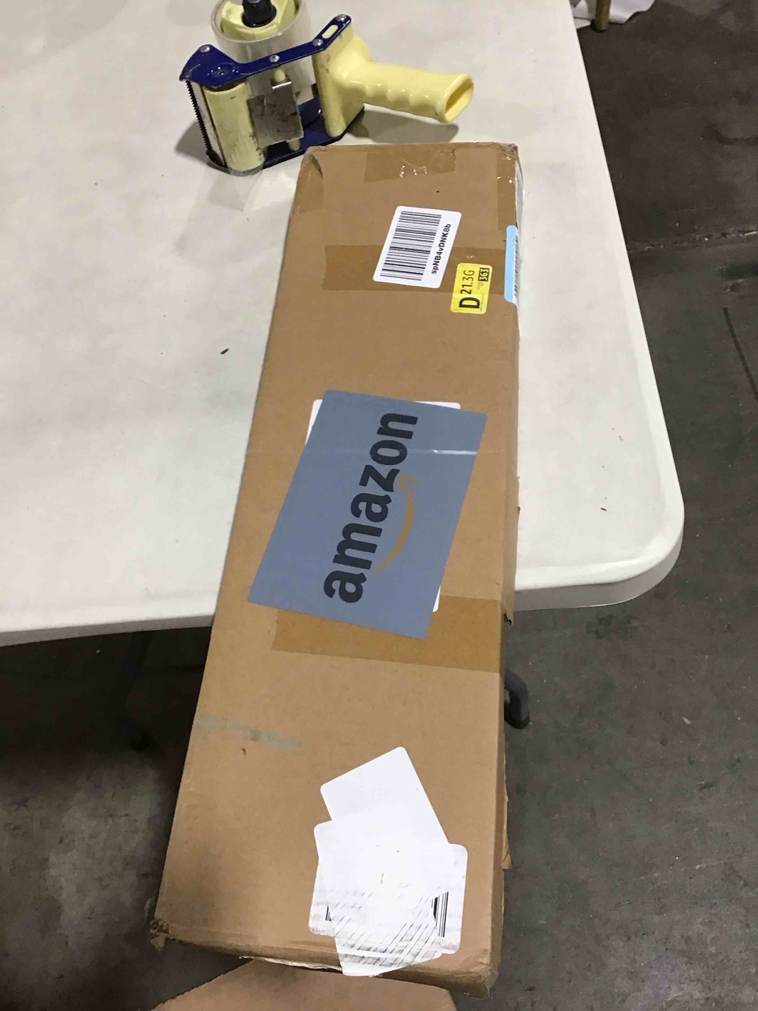 https://s3.amazonaws.com/lotting-images-prod/bidfta/YEL6172804_1716556243855.jpeg