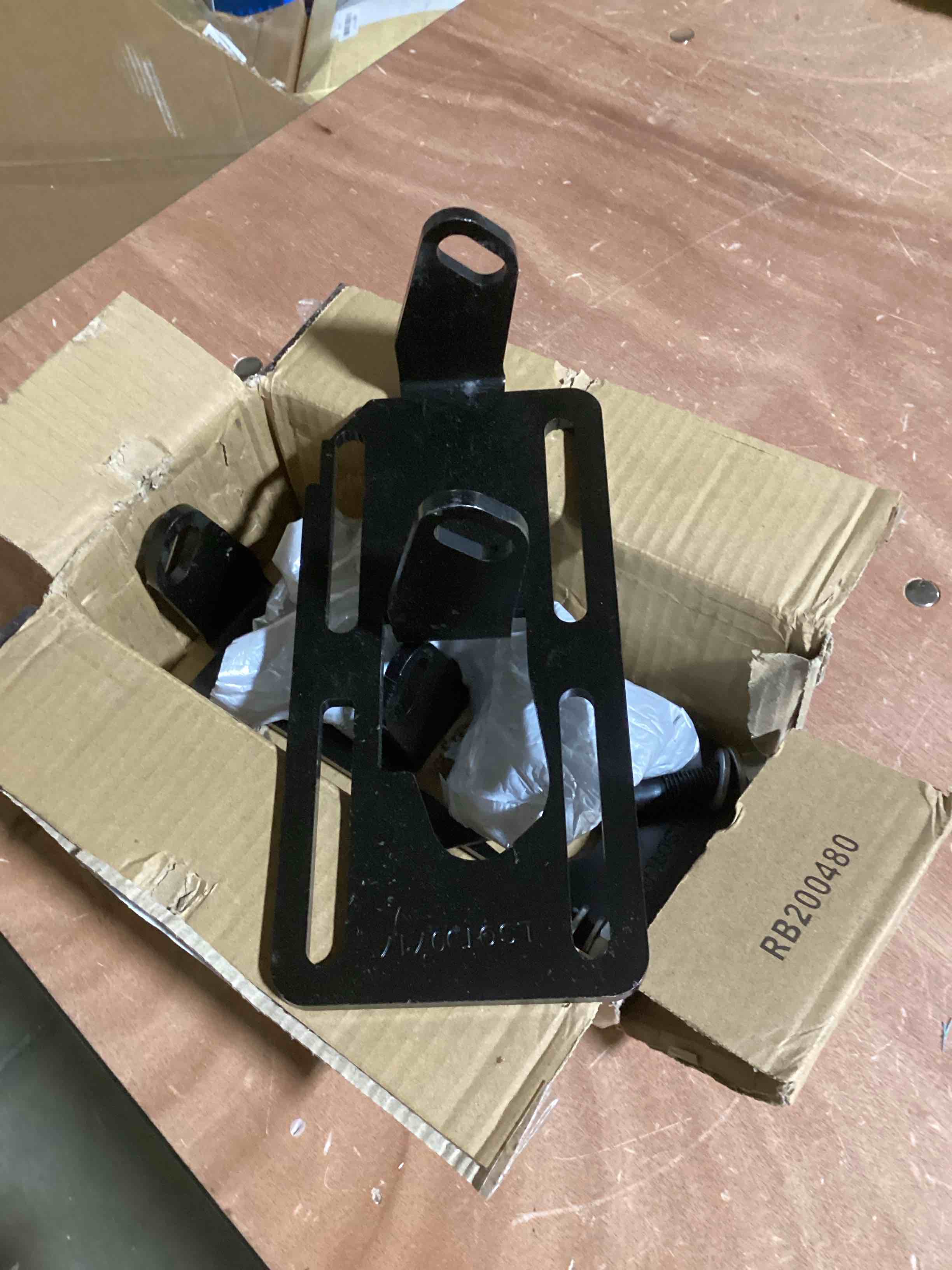 https://s3.amazonaws.com/lotting-images-prod/bidfta/YEL6174209_1717167863787.jpeg