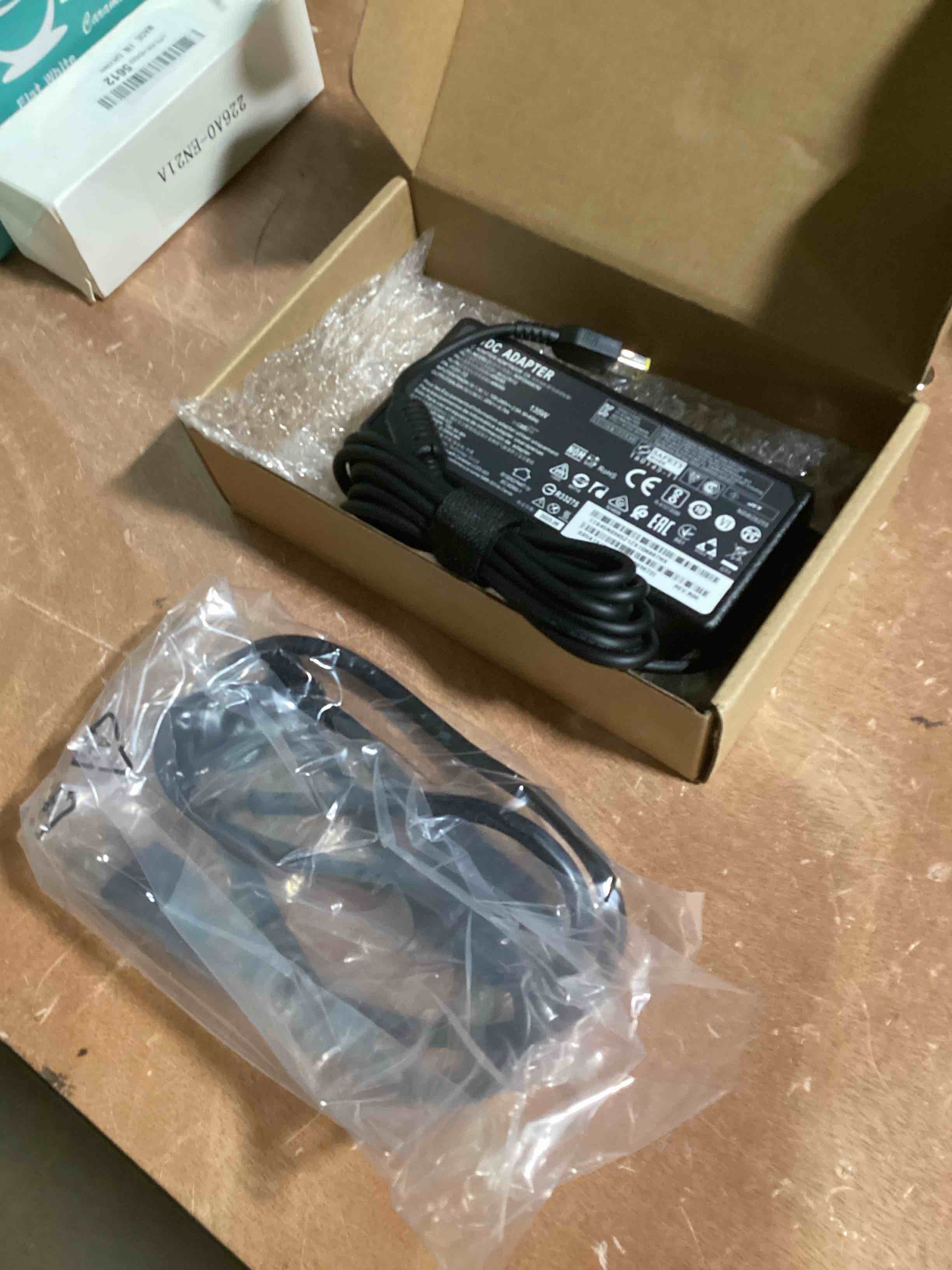 https://s3.amazonaws.com/lotting-images-prod/bidfta/YEL6174287_1717180043167.jpeg