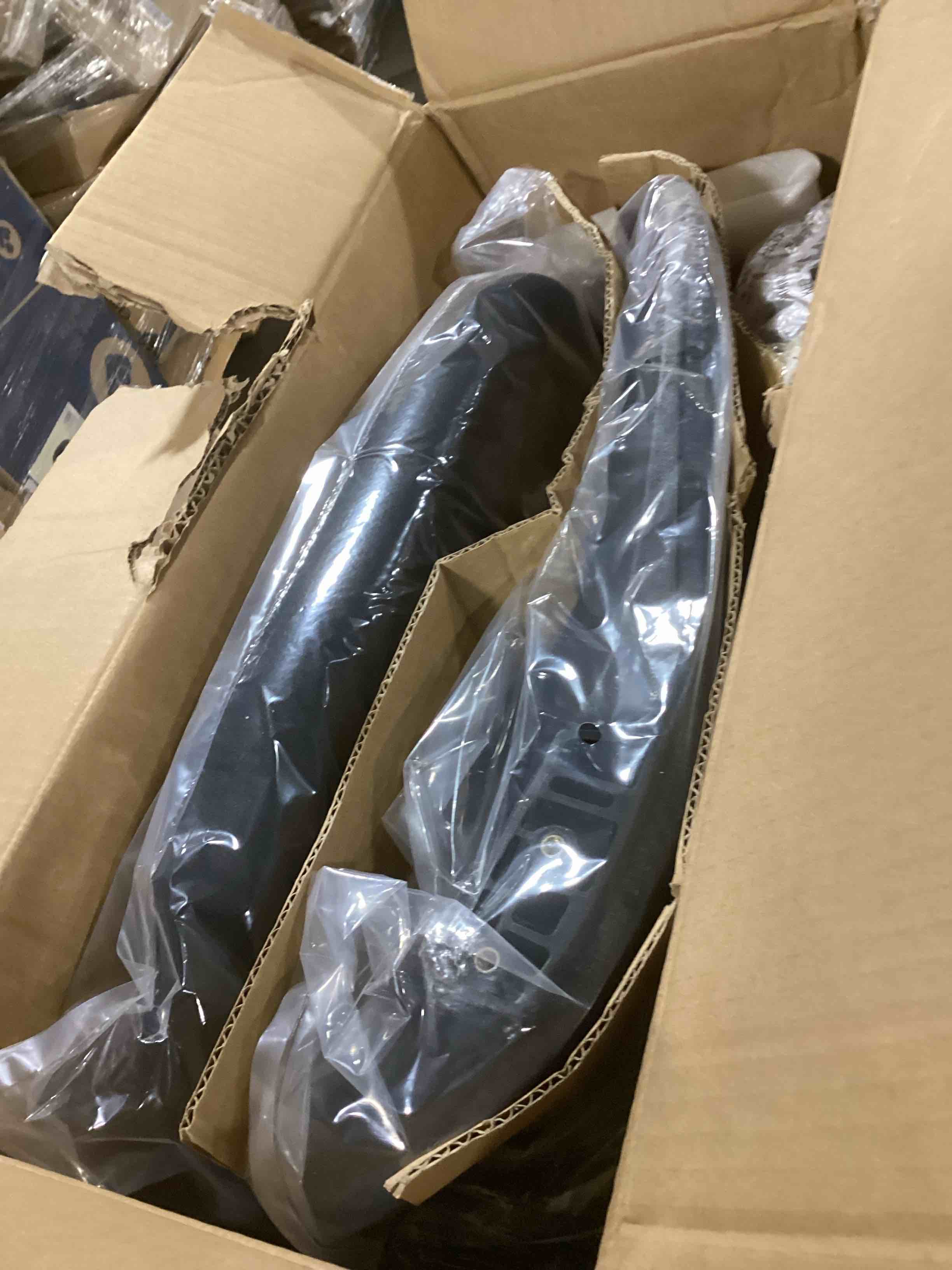 https://s3.amazonaws.com/lotting-images-prod/bidfta/YEL6174708_1716900823859.jpeg
