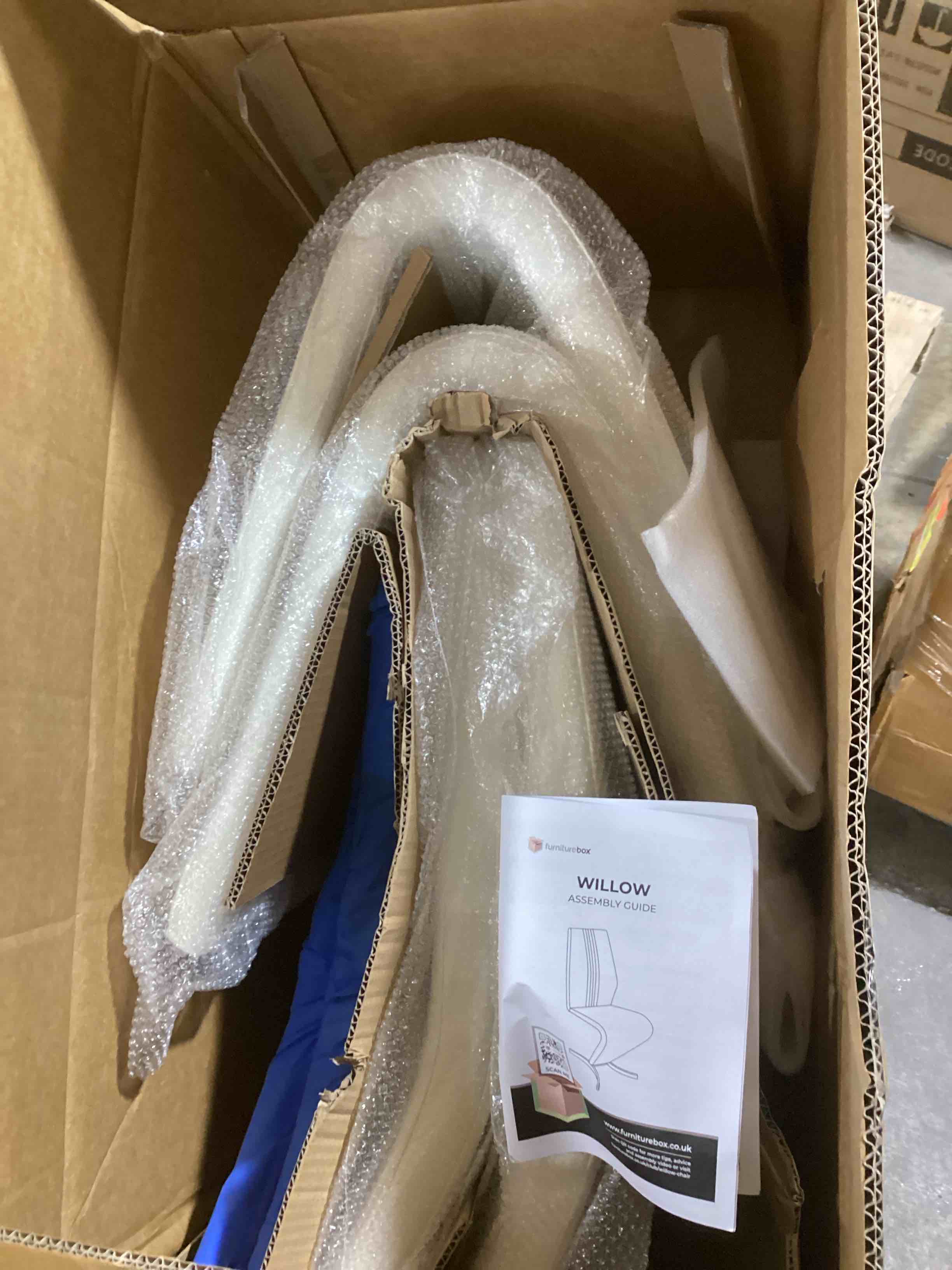 https://s3.amazonaws.com/lotting-images-prod/bidfta/YEL6175083_1717173640756.jpeg