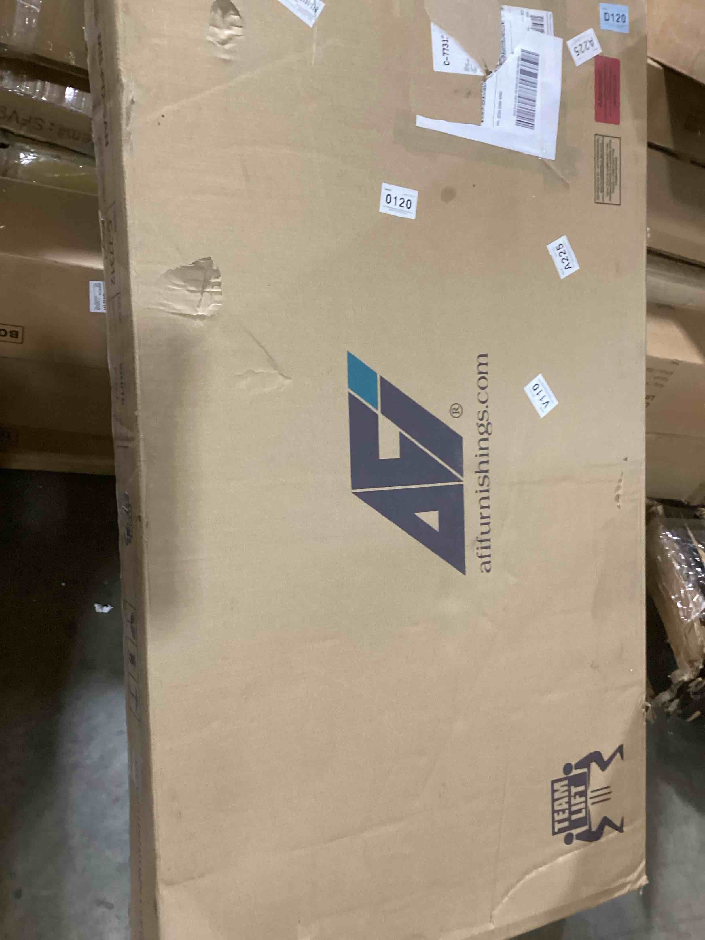 https://s3.amazonaws.com/lotting-images-prod/bidfta/YEL6175220_1717434794339.jpeg