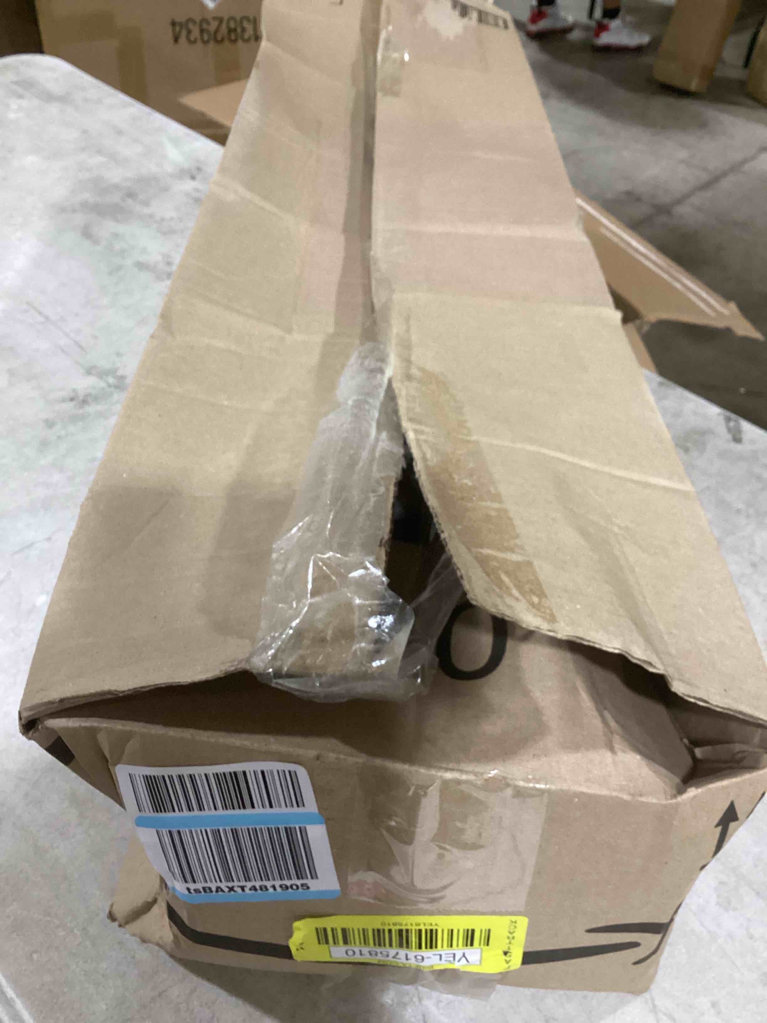 https://s3.amazonaws.com/lotting-images-prod/bidfta/YEL6175810_1717687525137.jpeg