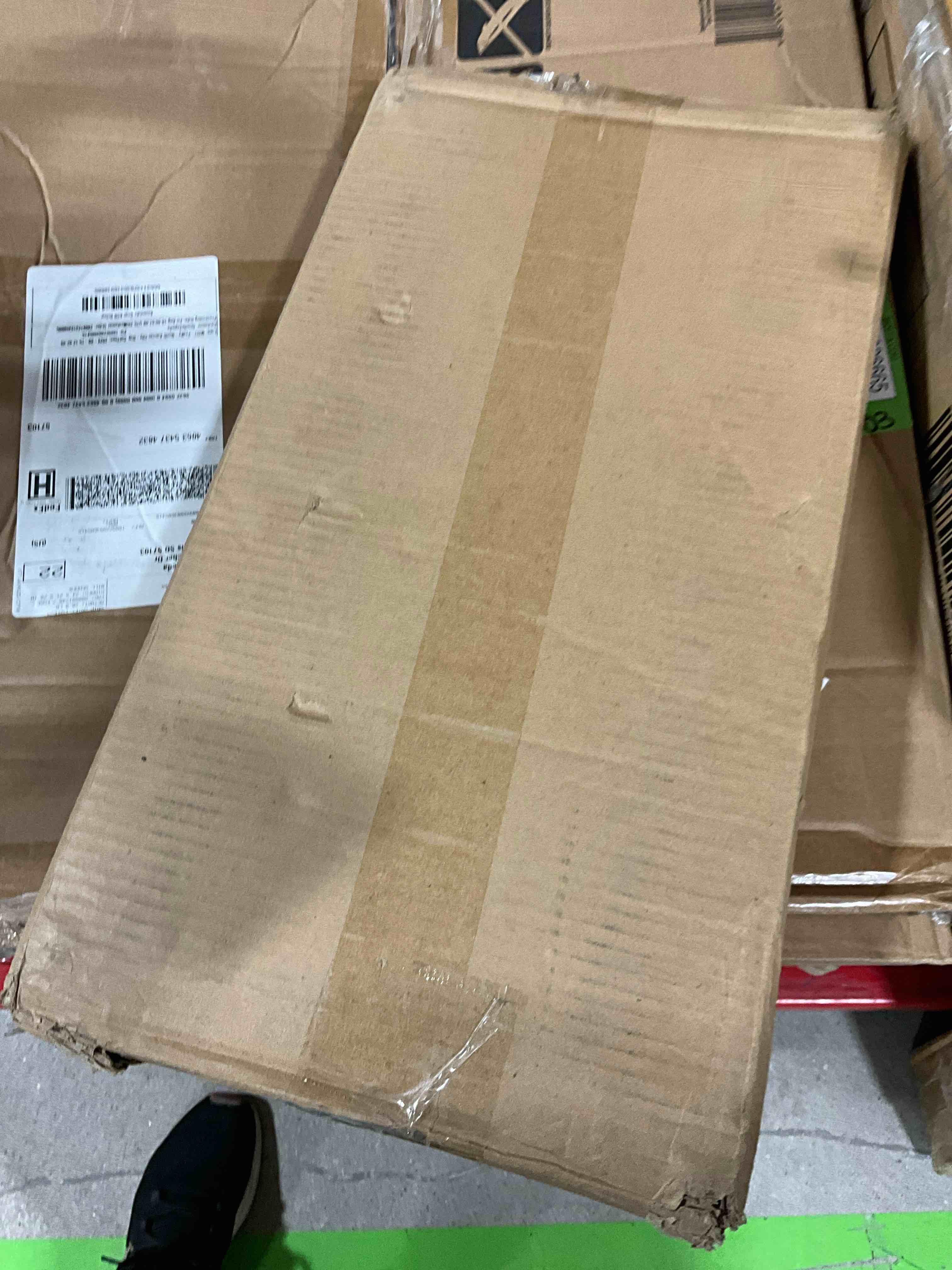https://s3.amazonaws.com/lotting-images-prod/bidfta/YEL6177830_1728487693772.jpeg