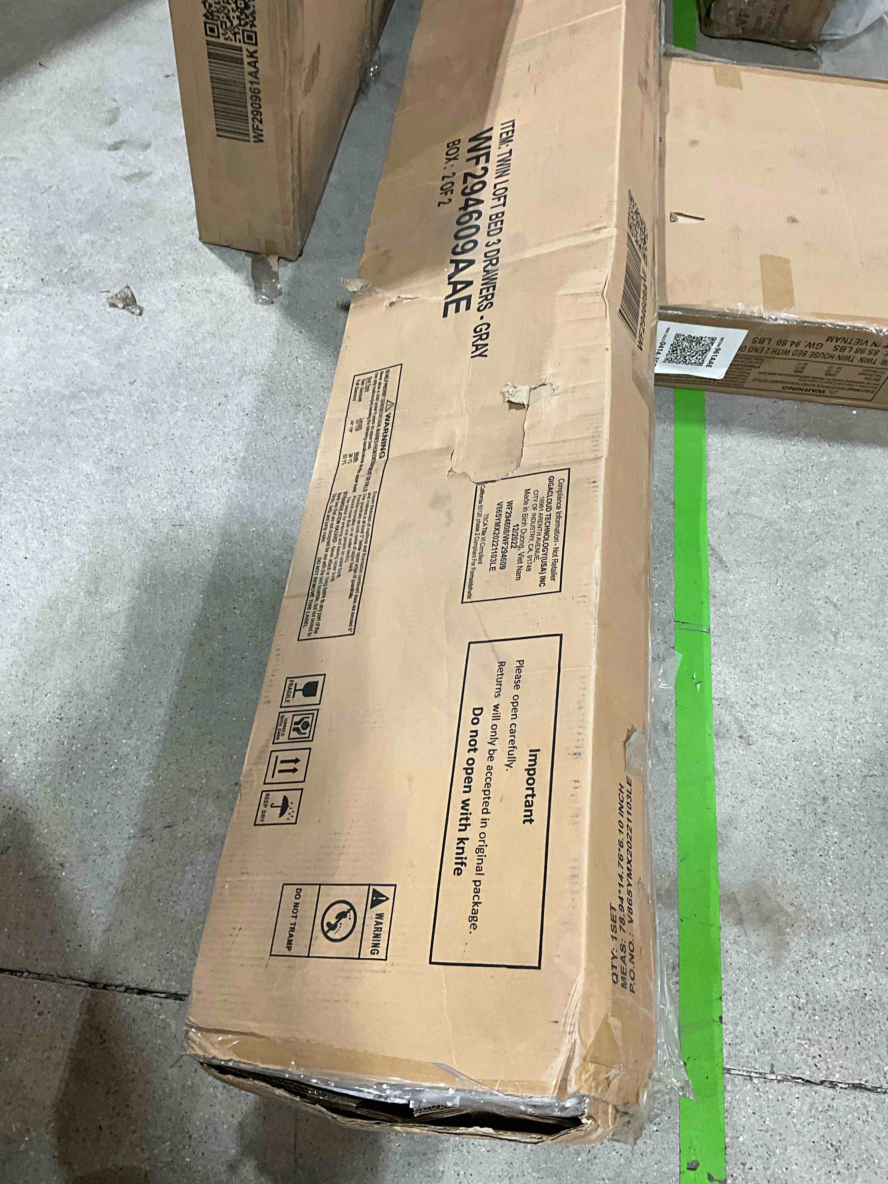 https://s3.amazonaws.com/lotting-images-prod/bidfta/YEL6178068_1728655087609.jpeg