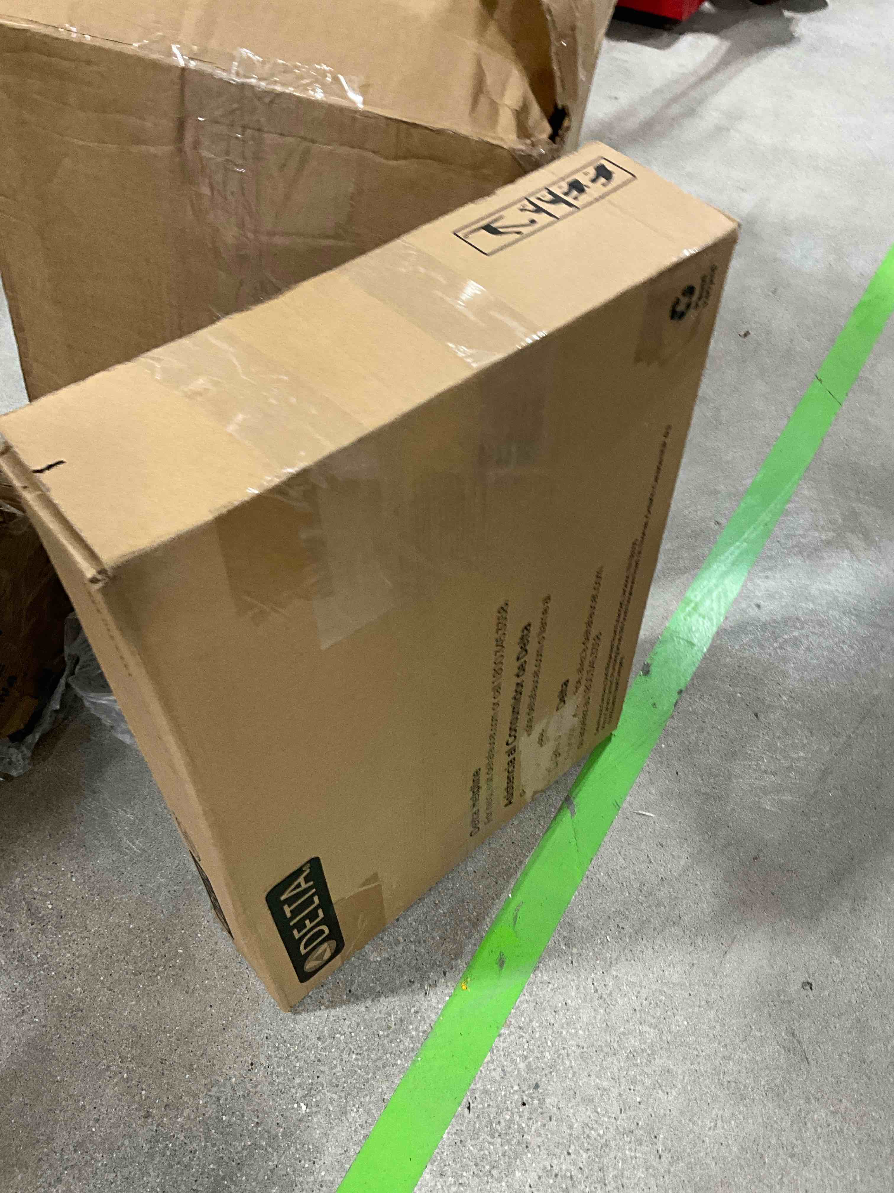 https://s3.amazonaws.com/lotting-images-prod/bidfta/YEL6178277_1728927113403.jpeg