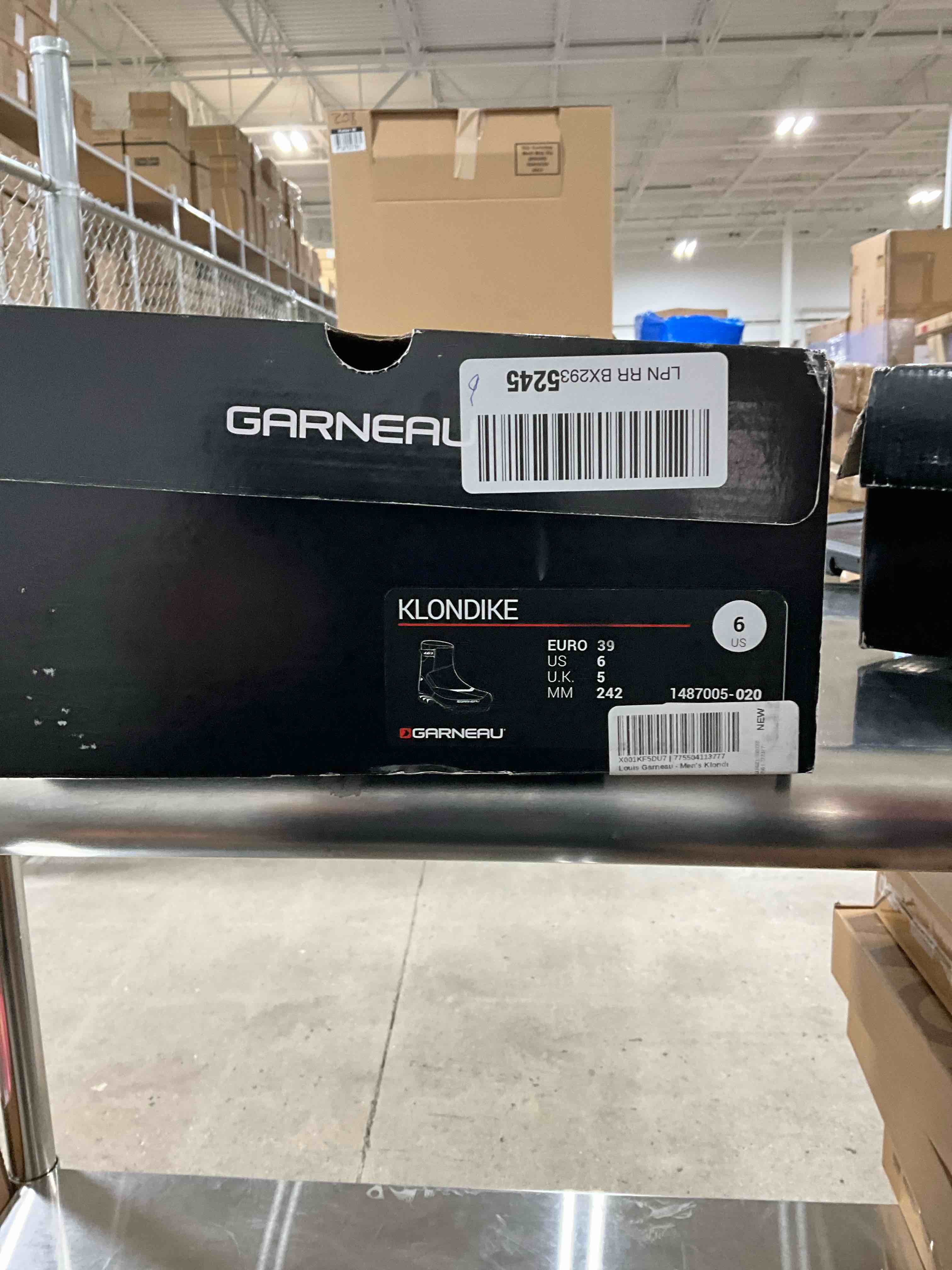 https://s3.amazonaws.com/lotting-images-prod/bidfta/YEL6180987_1721923528284.jpeg