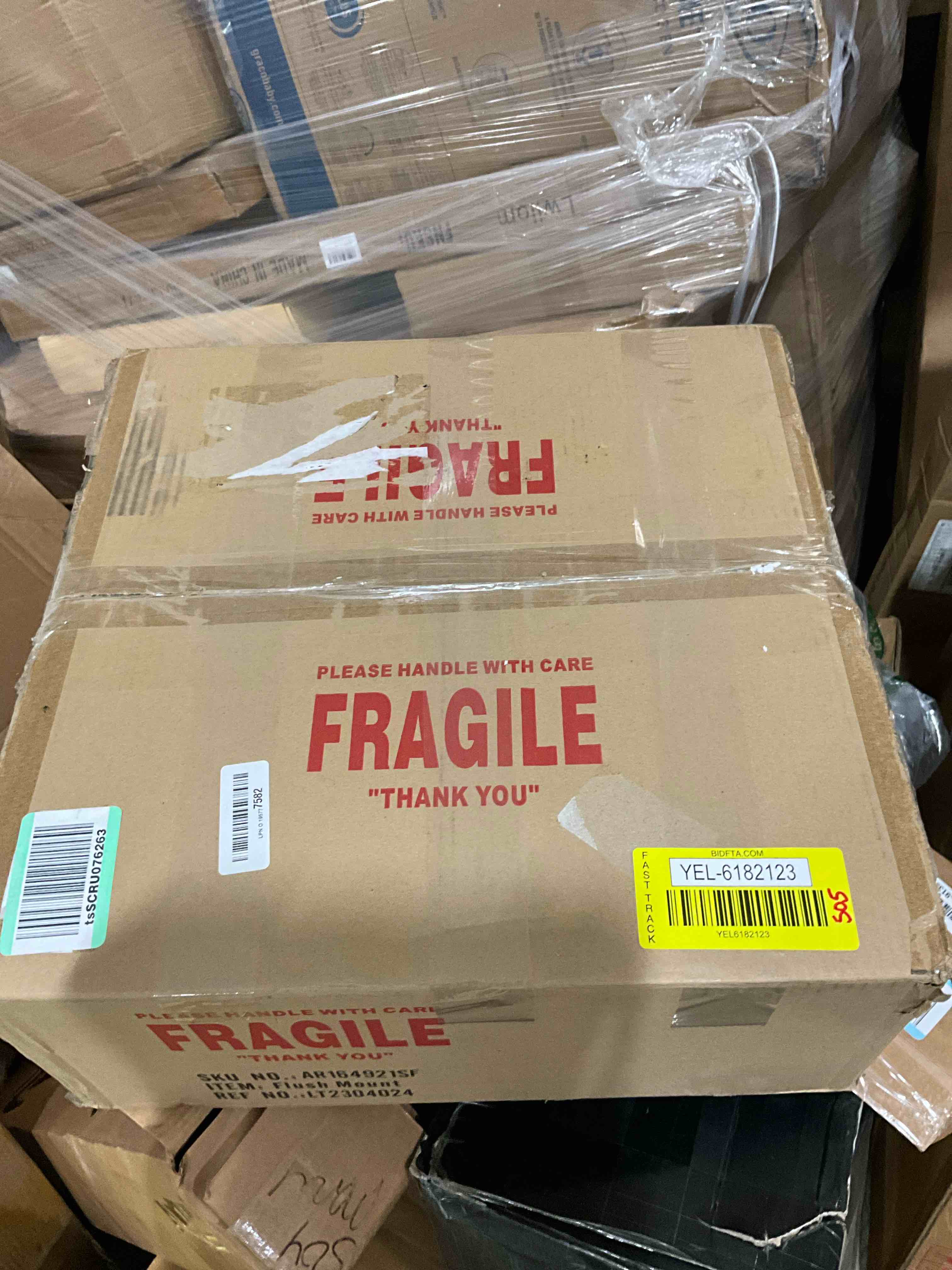 https://s3.amazonaws.com/lotting-images-prod/bidfta/YEL6182123_1729781976098.jpeg