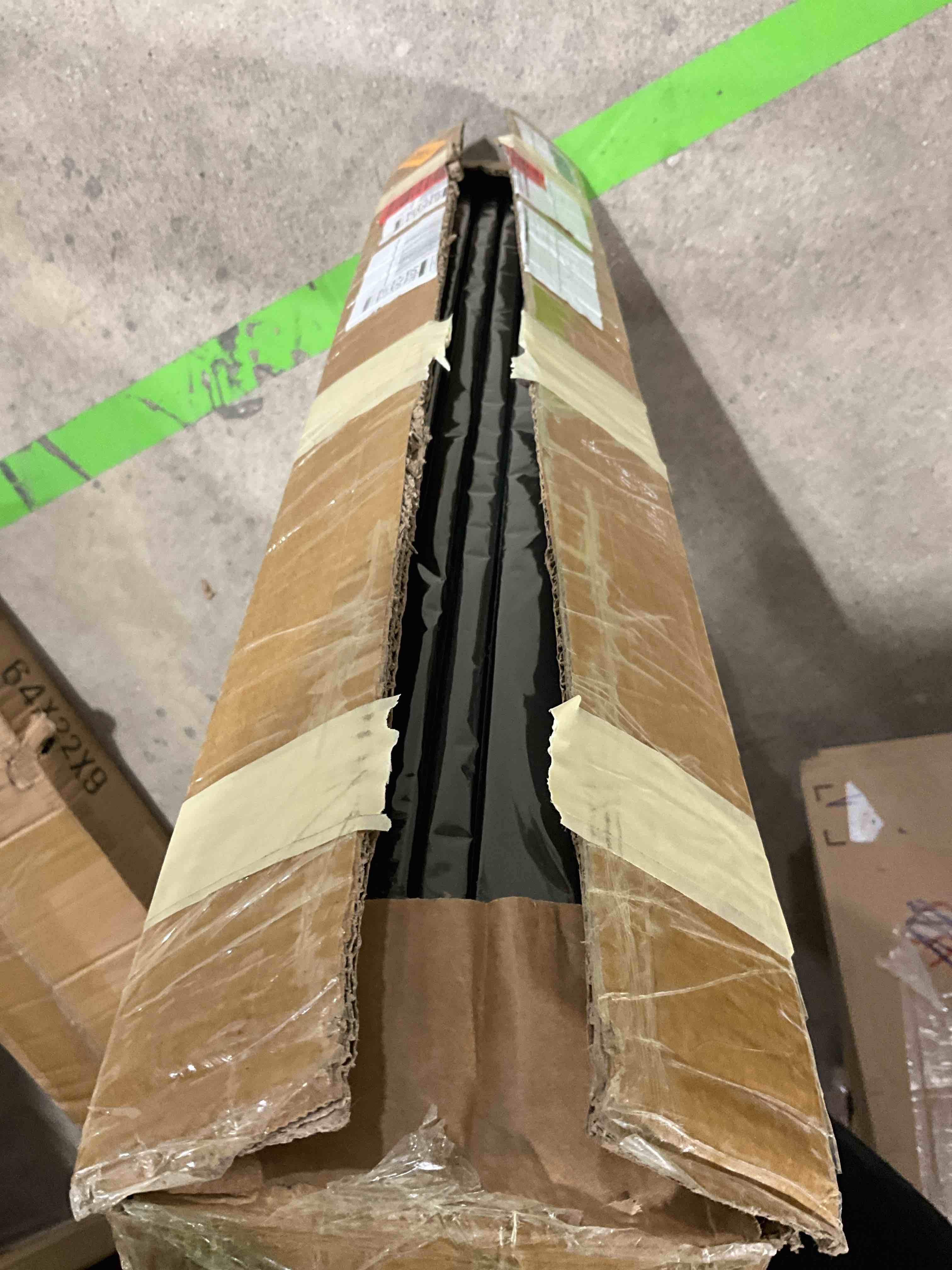 https://s3.amazonaws.com/lotting-images-prod/bidfta/YEL6182161_1729777539714.jpeg