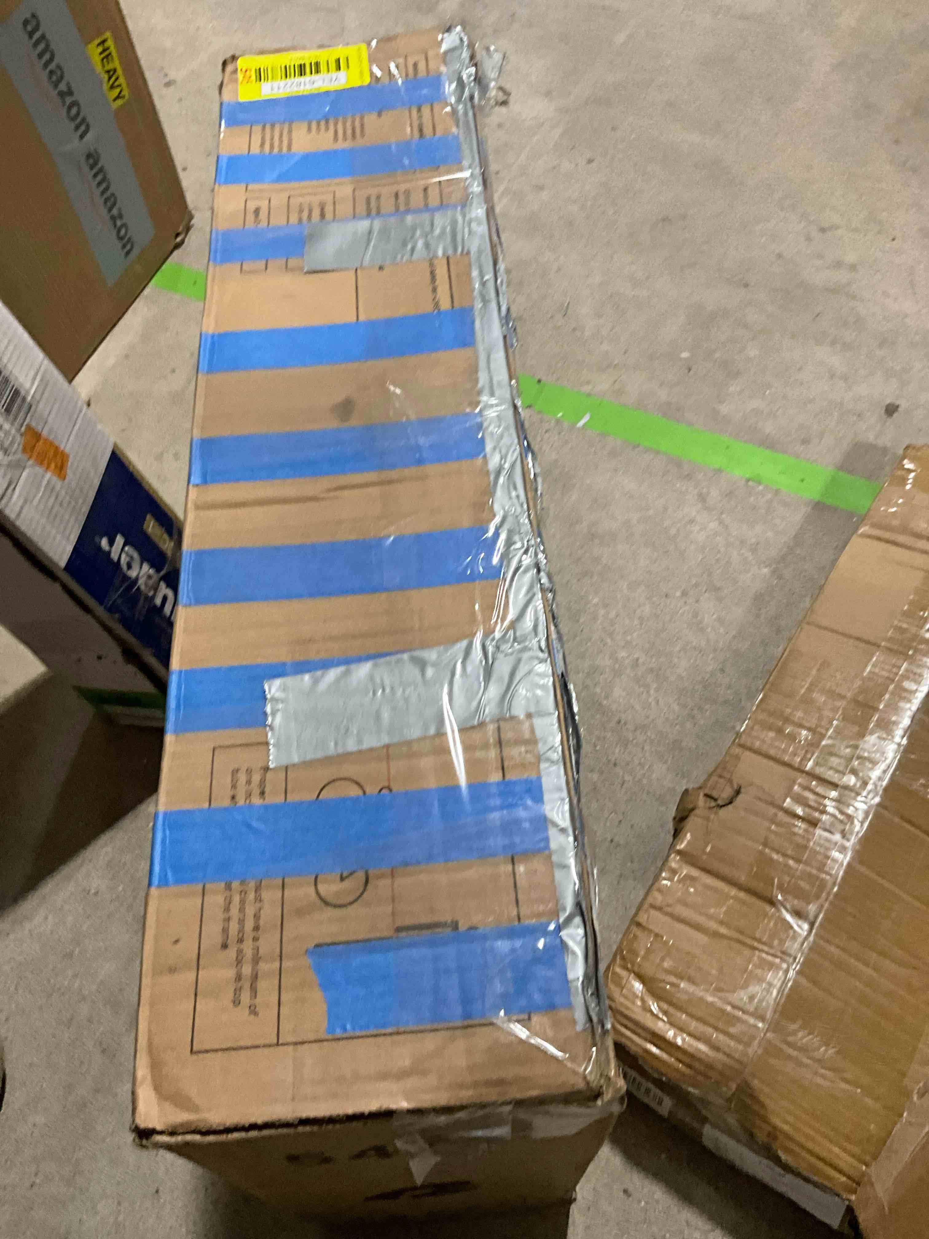 https://s3.amazonaws.com/lotting-images-prod/bidfta/YEL6182211_1729713715052.jpeg