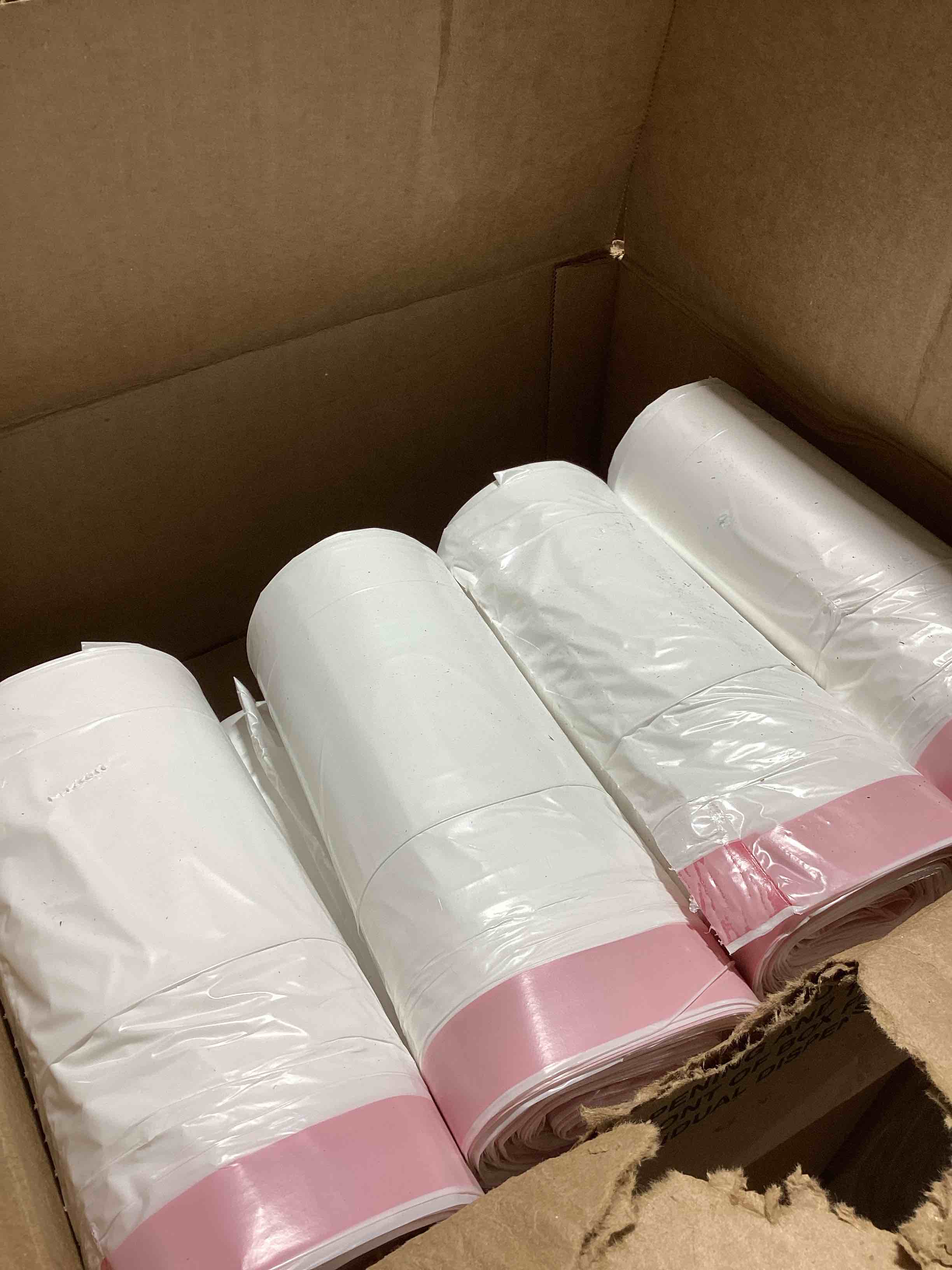 https://s3.amazonaws.com/lotting-images-prod/bidfta/YEL6182614_1730123811248.jpeg