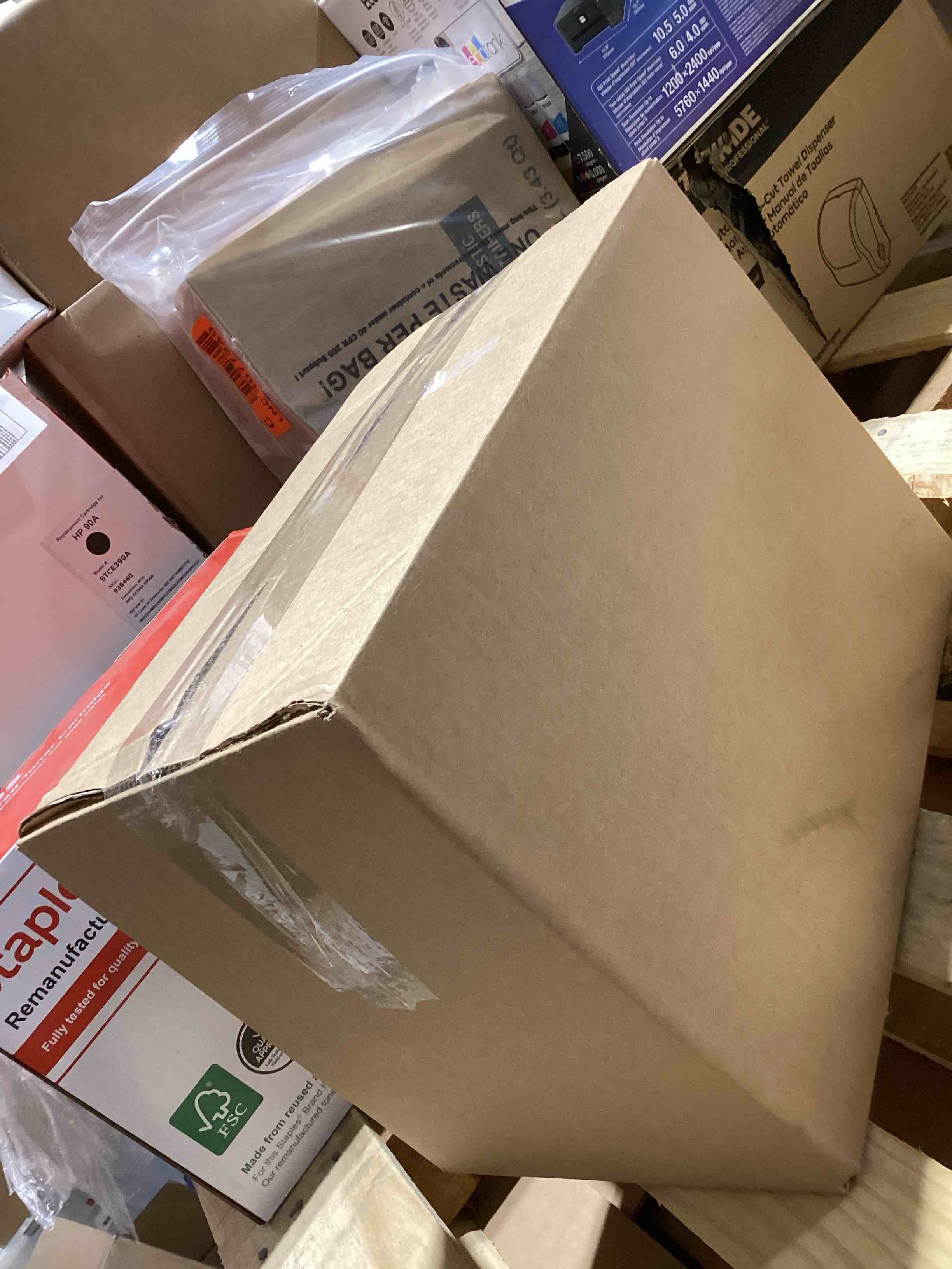 https://s3.amazonaws.com/lotting-images-prod/bidfta/YEL6182627_1730126502993.jpeg
