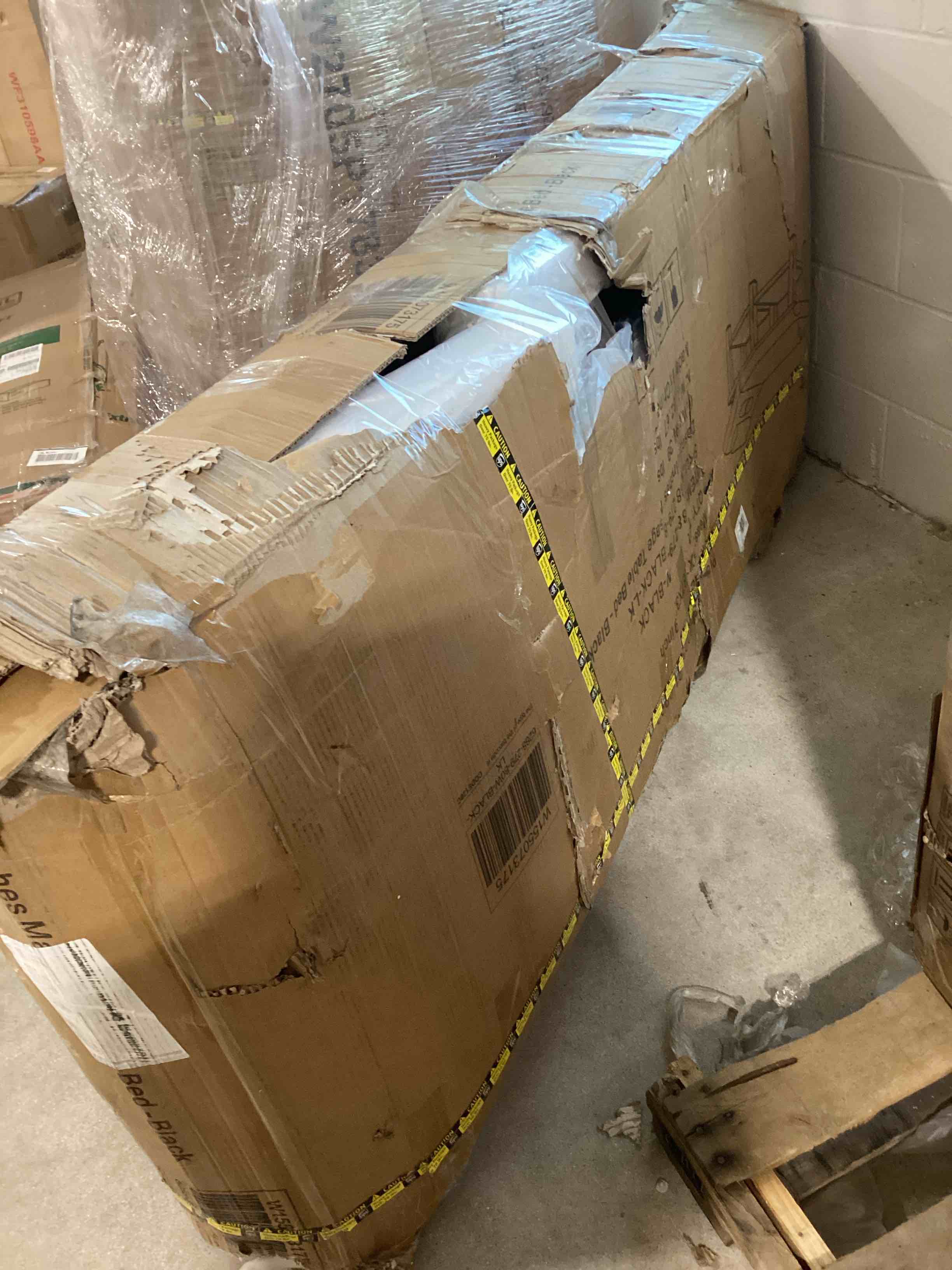 https://s3.amazonaws.com/lotting-images-prod/bidfta/YEL6183277_1730741645559.jpeg