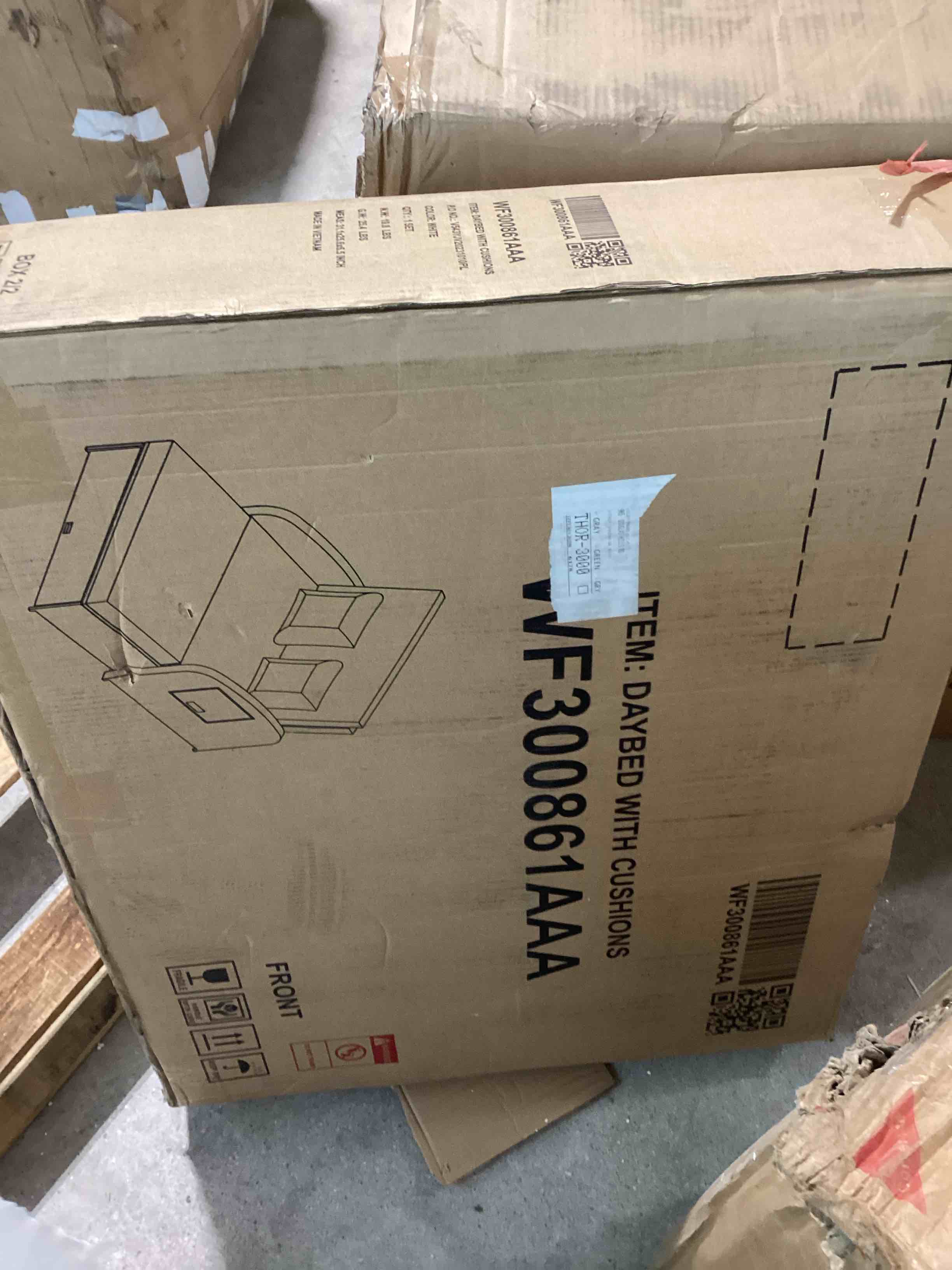https://s3.amazonaws.com/lotting-images-prod/bidfta/YEL6183333_1730751344524.jpeg