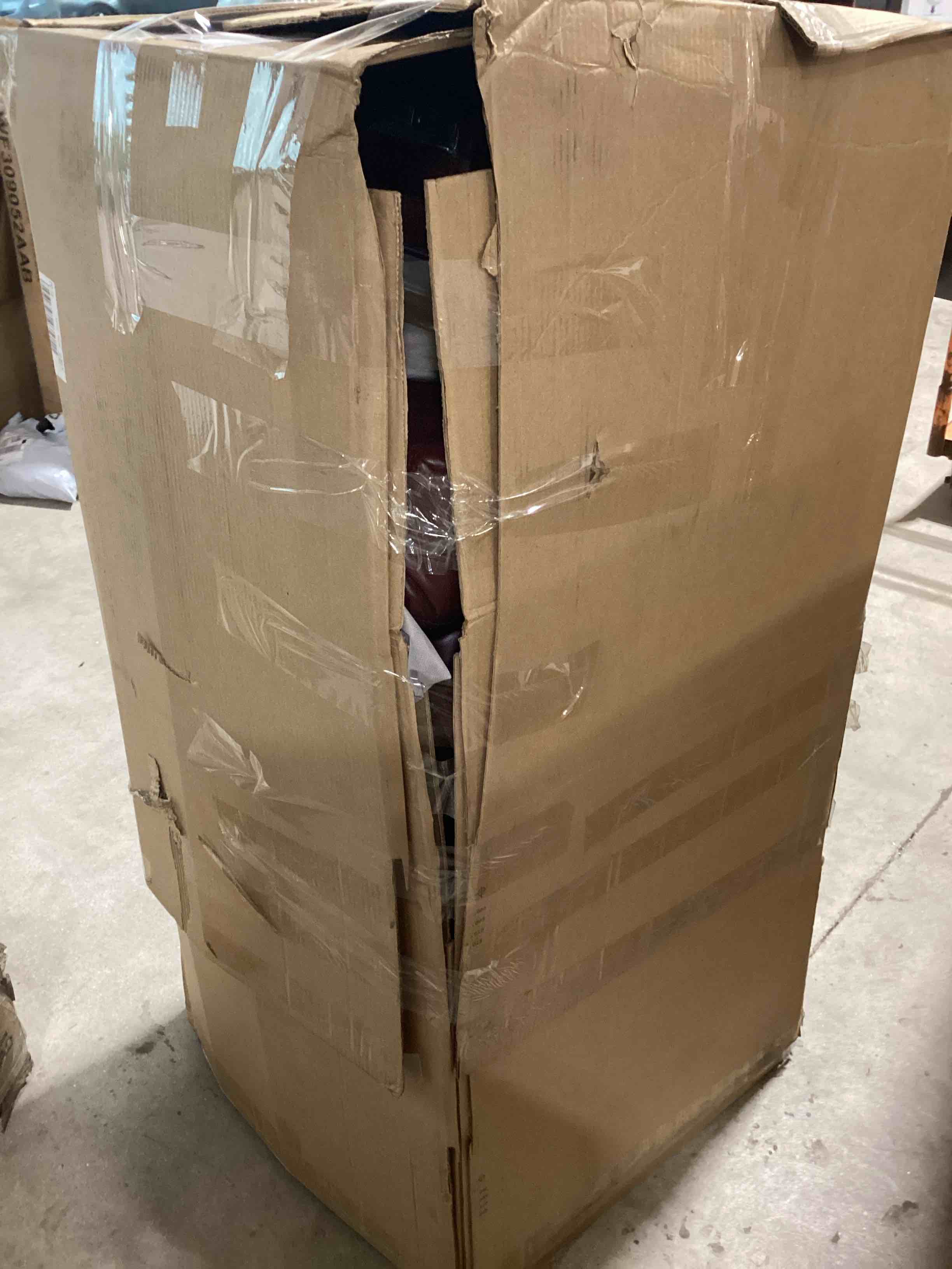 https://s3.amazonaws.com/lotting-images-prod/bidfta/YEL6183338_1730753620640.jpeg