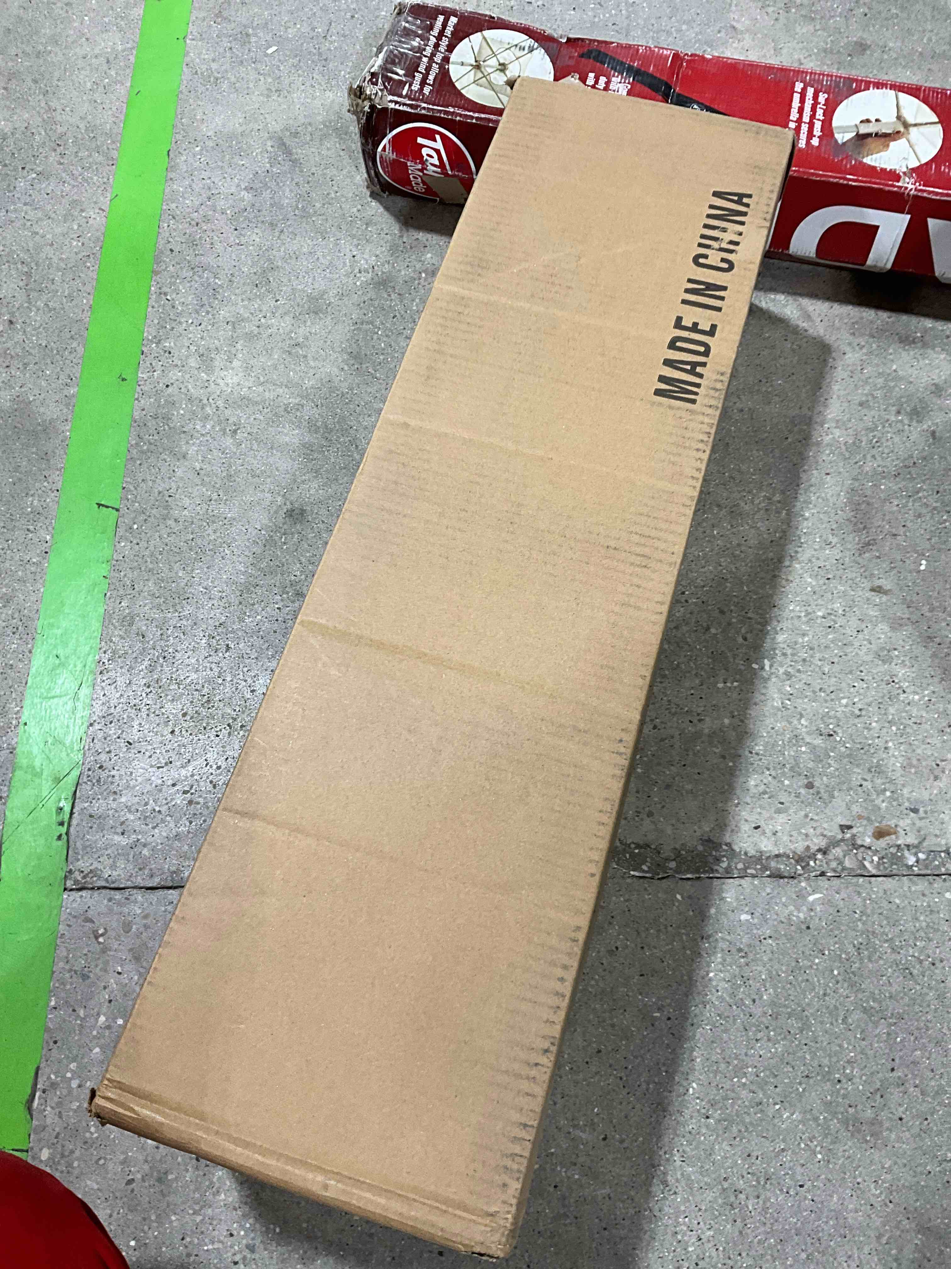 https://s3.amazonaws.com/lotting-images-prod/bidfta/YEL6184197_1729778959032.jpeg