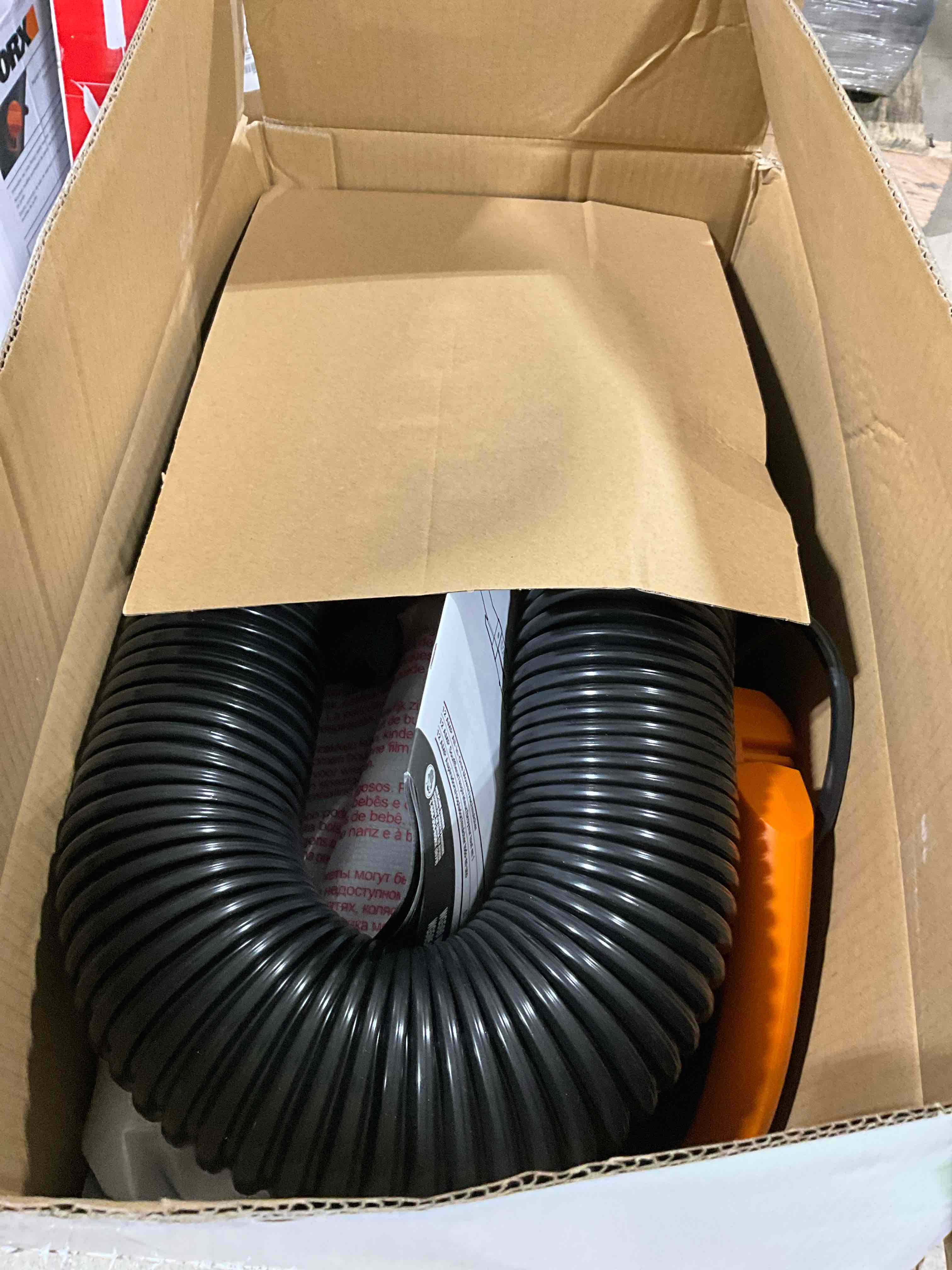 https://s3.amazonaws.com/lotting-images-prod/bidfta/YEL6184353_1729867376639.jpeg
