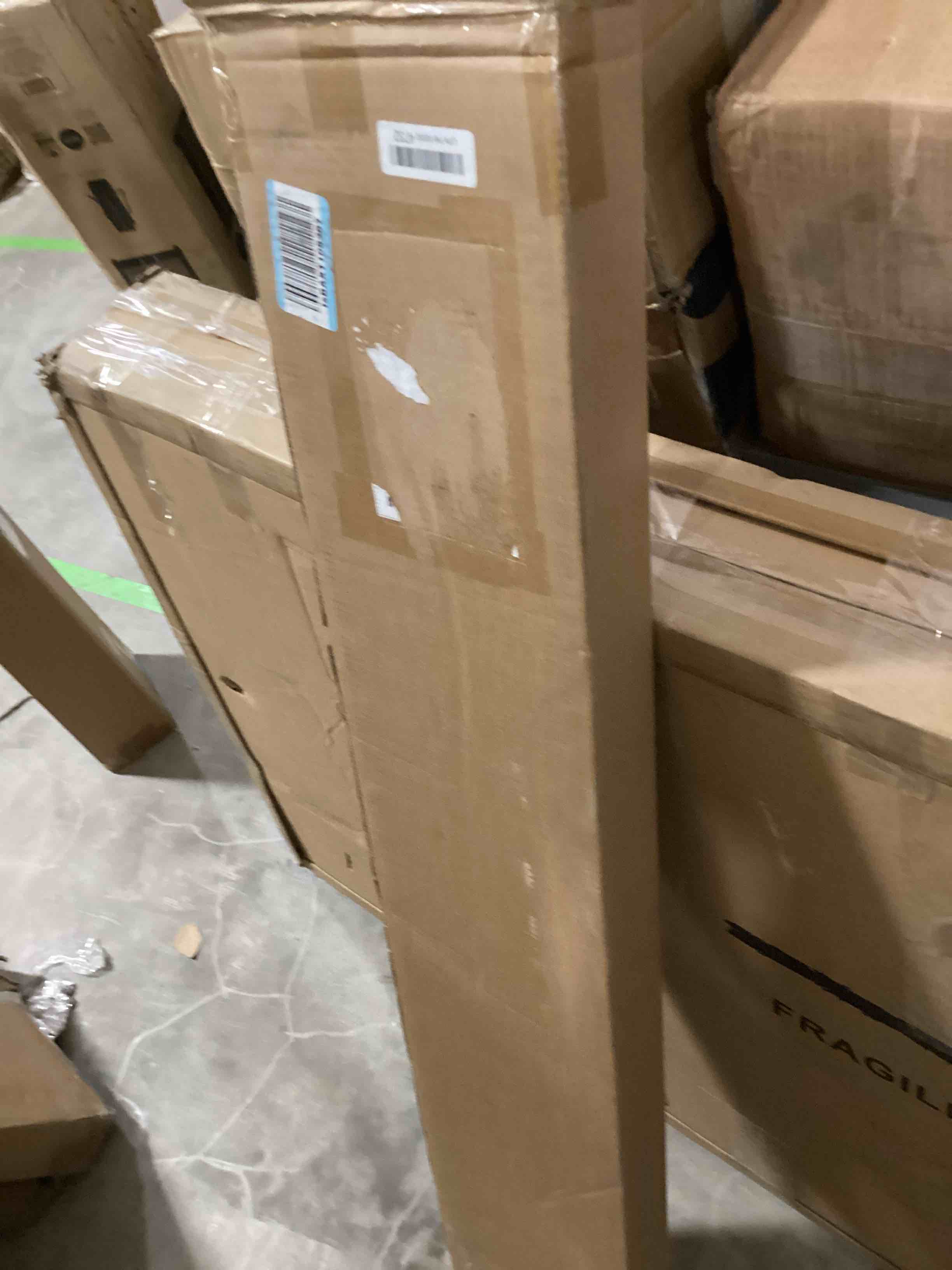 https://s3.amazonaws.com/lotting-images-prod/bidfta/YEL6185535_1728595317561.jpeg