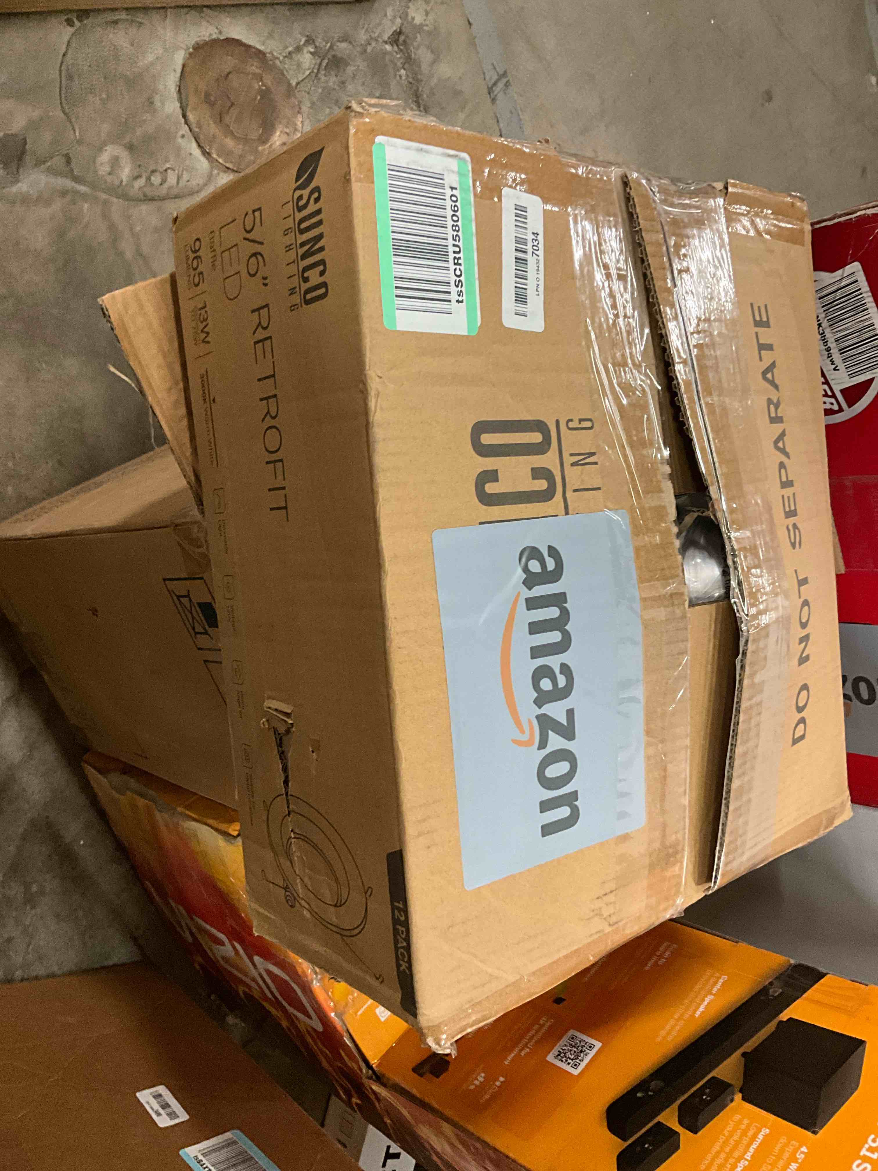 https://s3.amazonaws.com/lotting-images-prod/bidfta/YEL6186875_1727198399344.jpeg