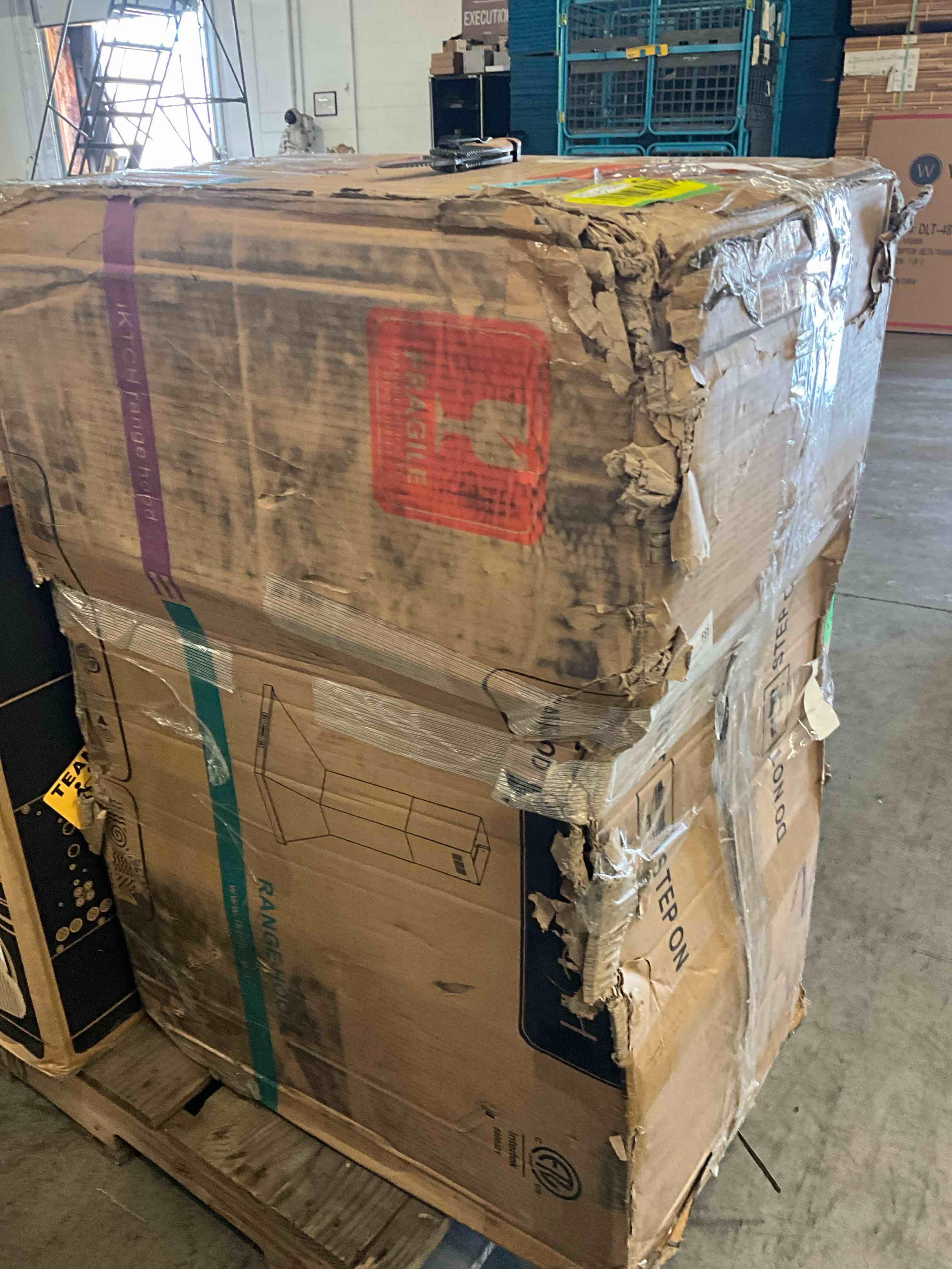 https://s3.amazonaws.com/lotting-images-prod/bidfta/YEL6189425_1717699269426.jpeg