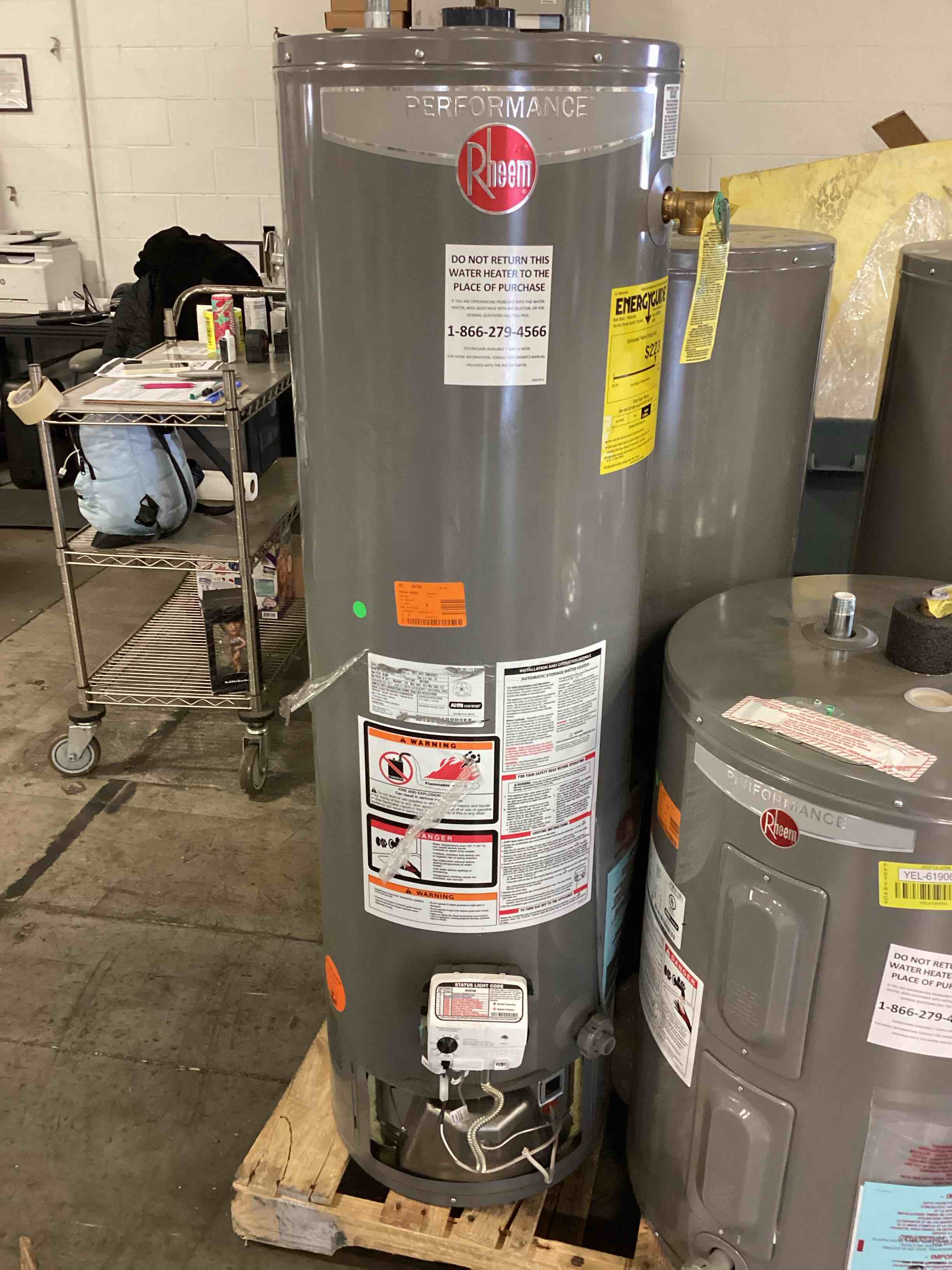 rheem natural gas water heater 28 gallons XG29T06EN0U1