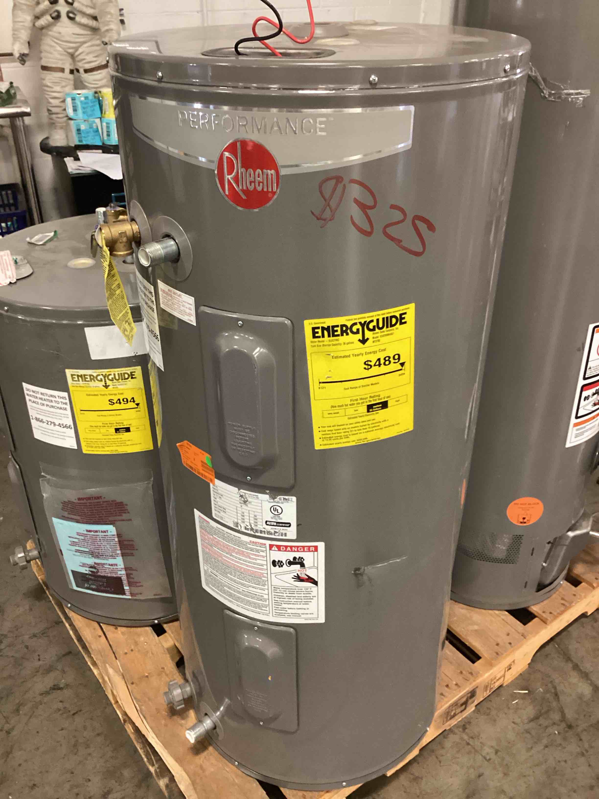 rheem electric water heater 36 gallons XE40T06MH45U1