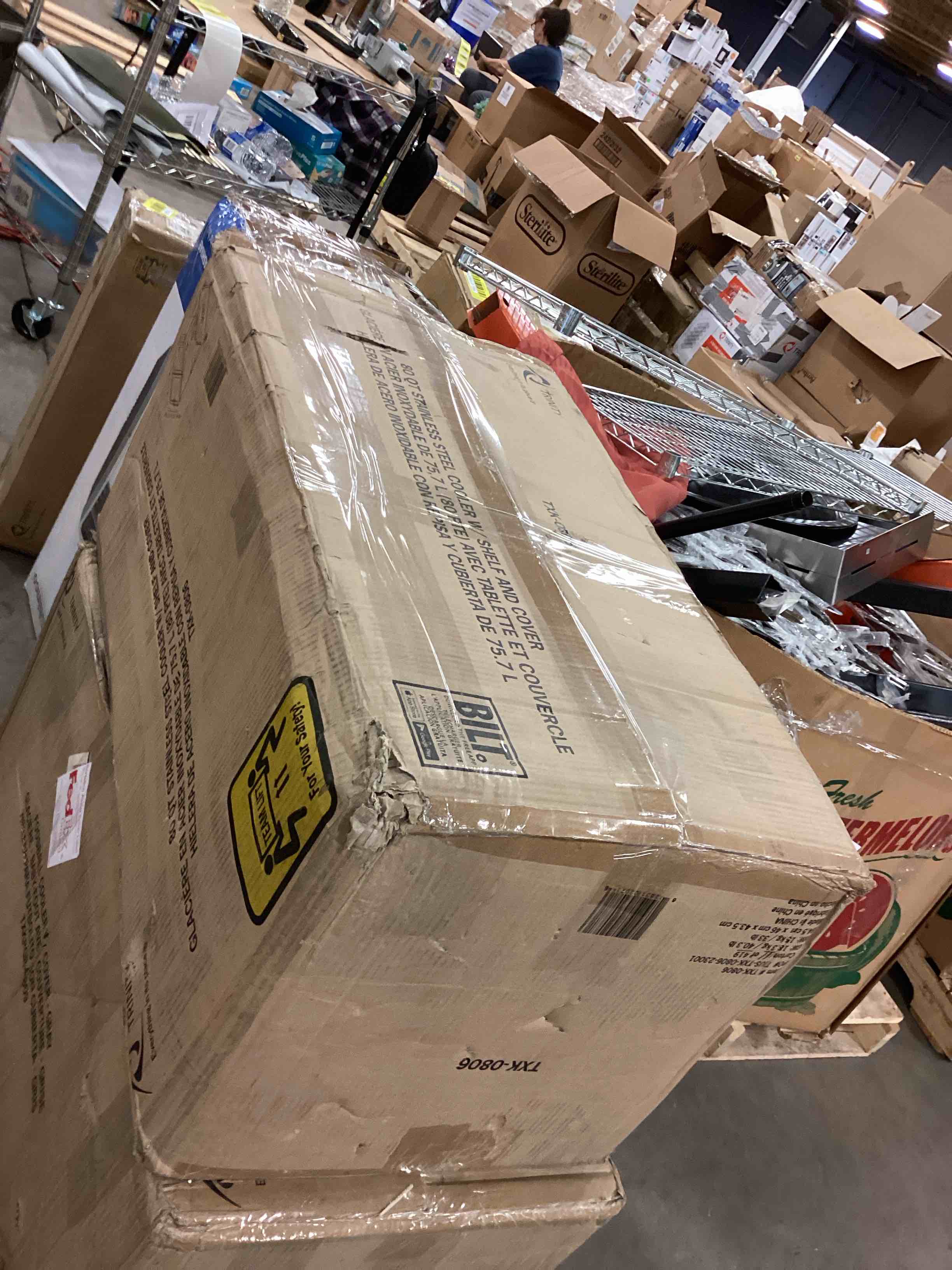 https://s3.amazonaws.com/lotting-images-prod/bidfta/YEL6199375_1718119694961.jpeg