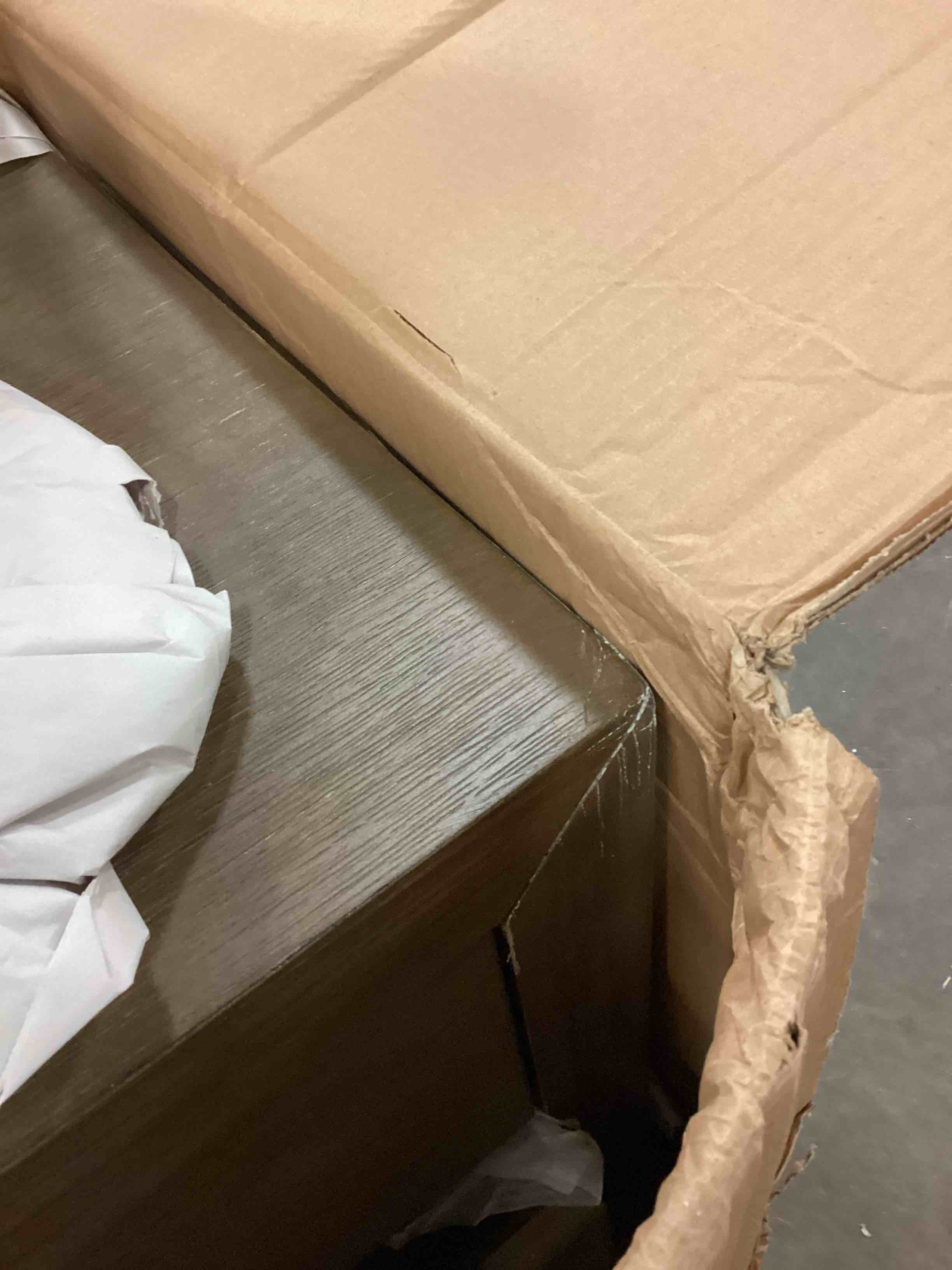 https://s3.amazonaws.com/lotting-images-prod/bidfta/YEL6199378_1718120503758.jpeg