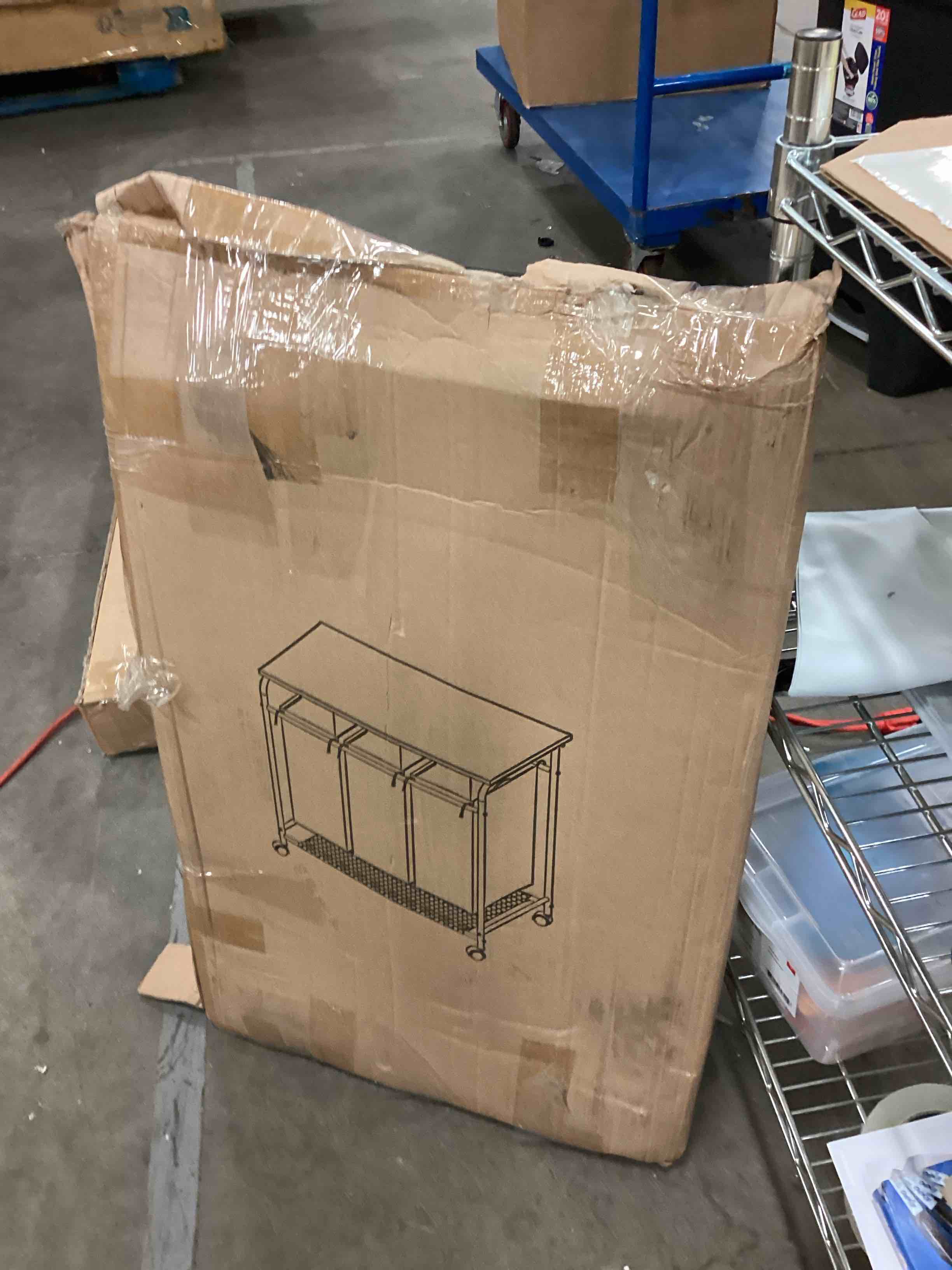 https://s3.amazonaws.com/lotting-images-prod/bidfta/YEL6199406_1718130293057.jpeg