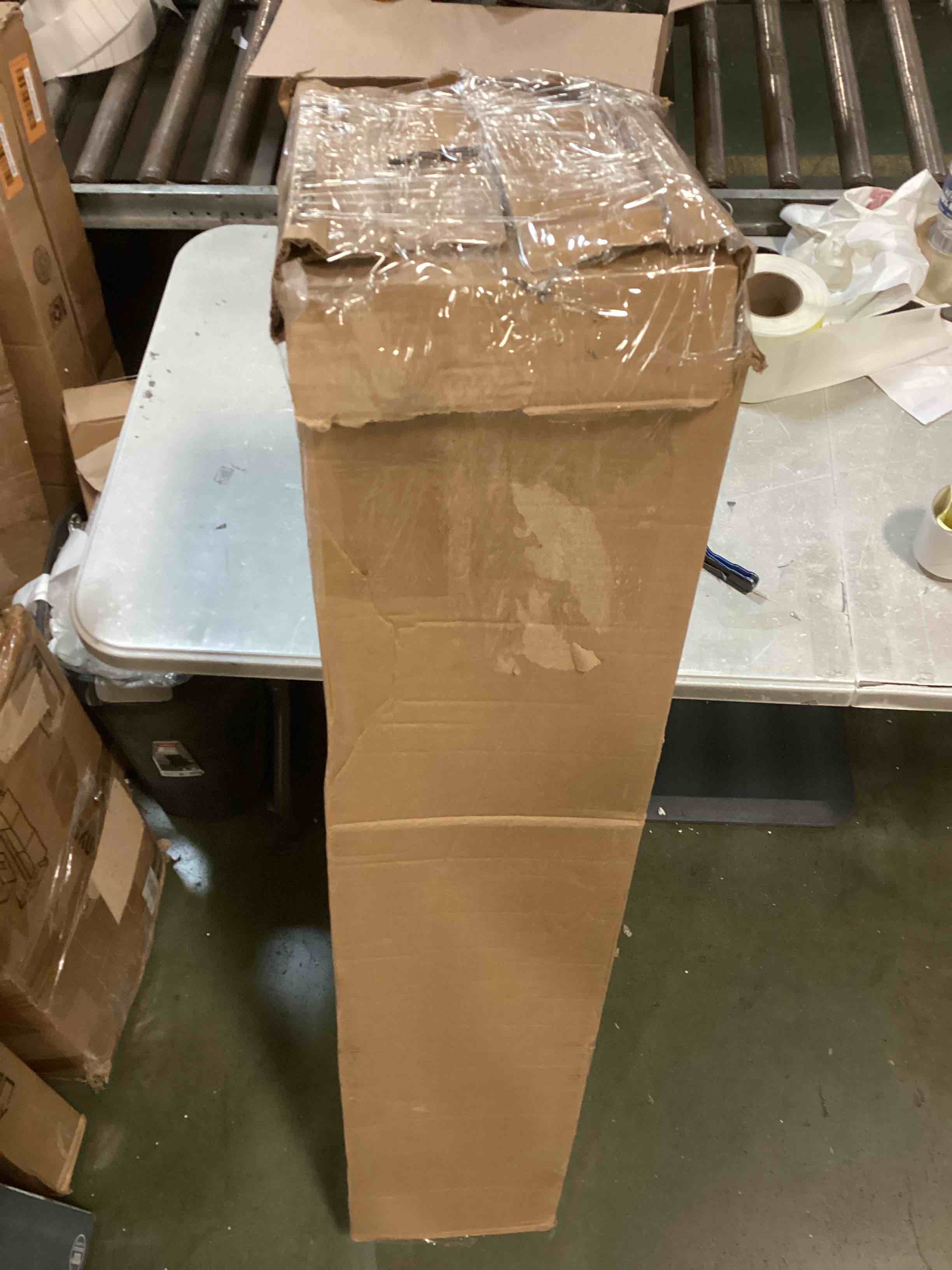https://s3.amazonaws.com/lotting-images-prod/bidfta/YEL6212009_1713371095810.jpeg