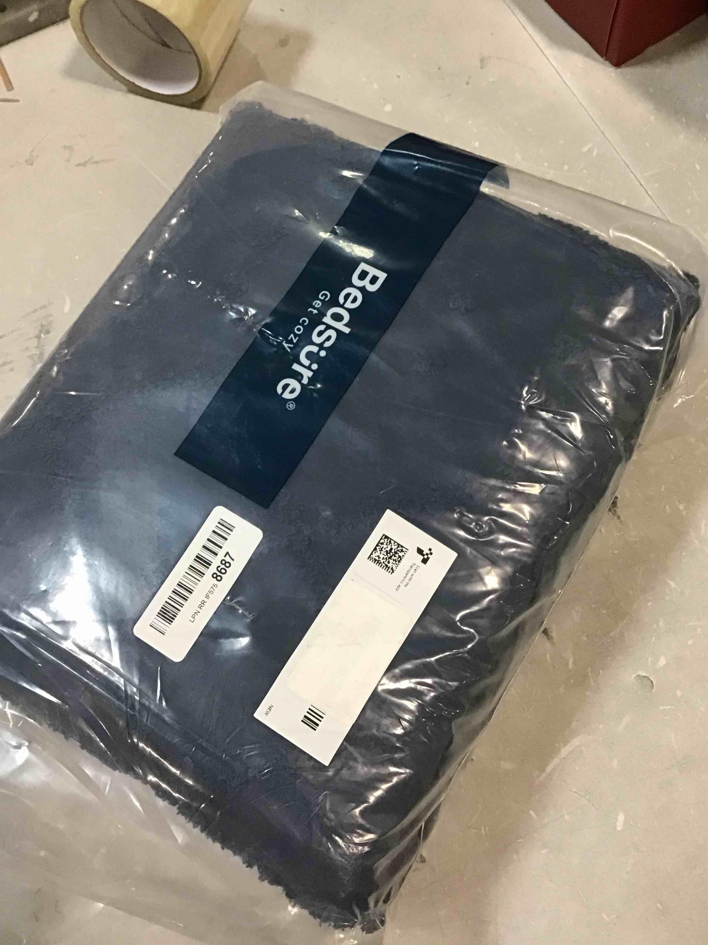https://s3.amazonaws.com/lotting-images-prod/bidfta/YEL6212593_1713630527383.jpeg