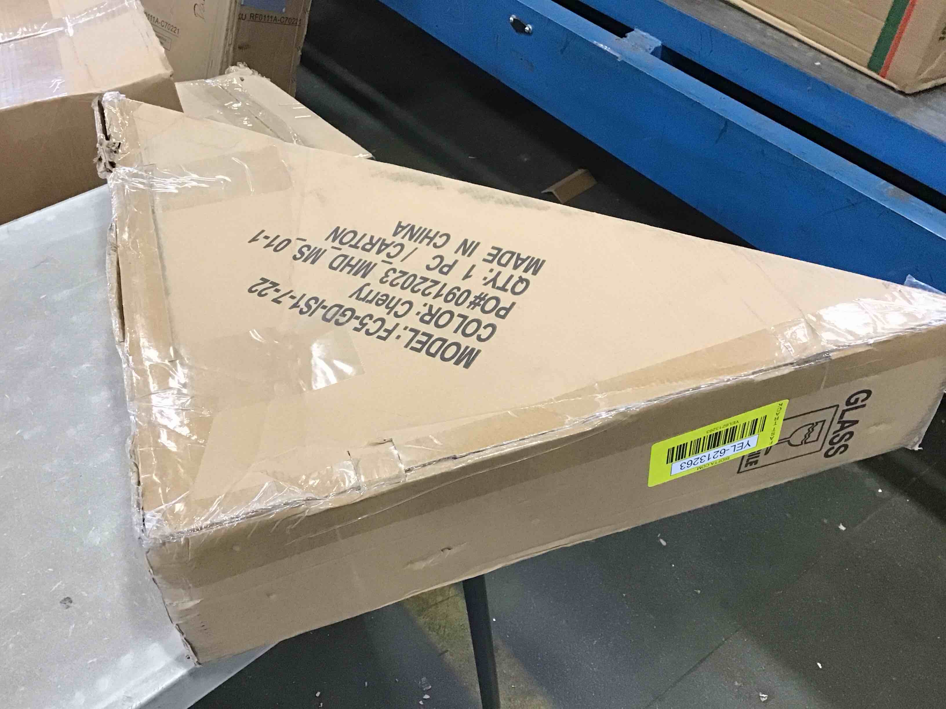 https://s3.amazonaws.com/lotting-images-prod/bidfta/YEL6213263_1713987998689.jpeg