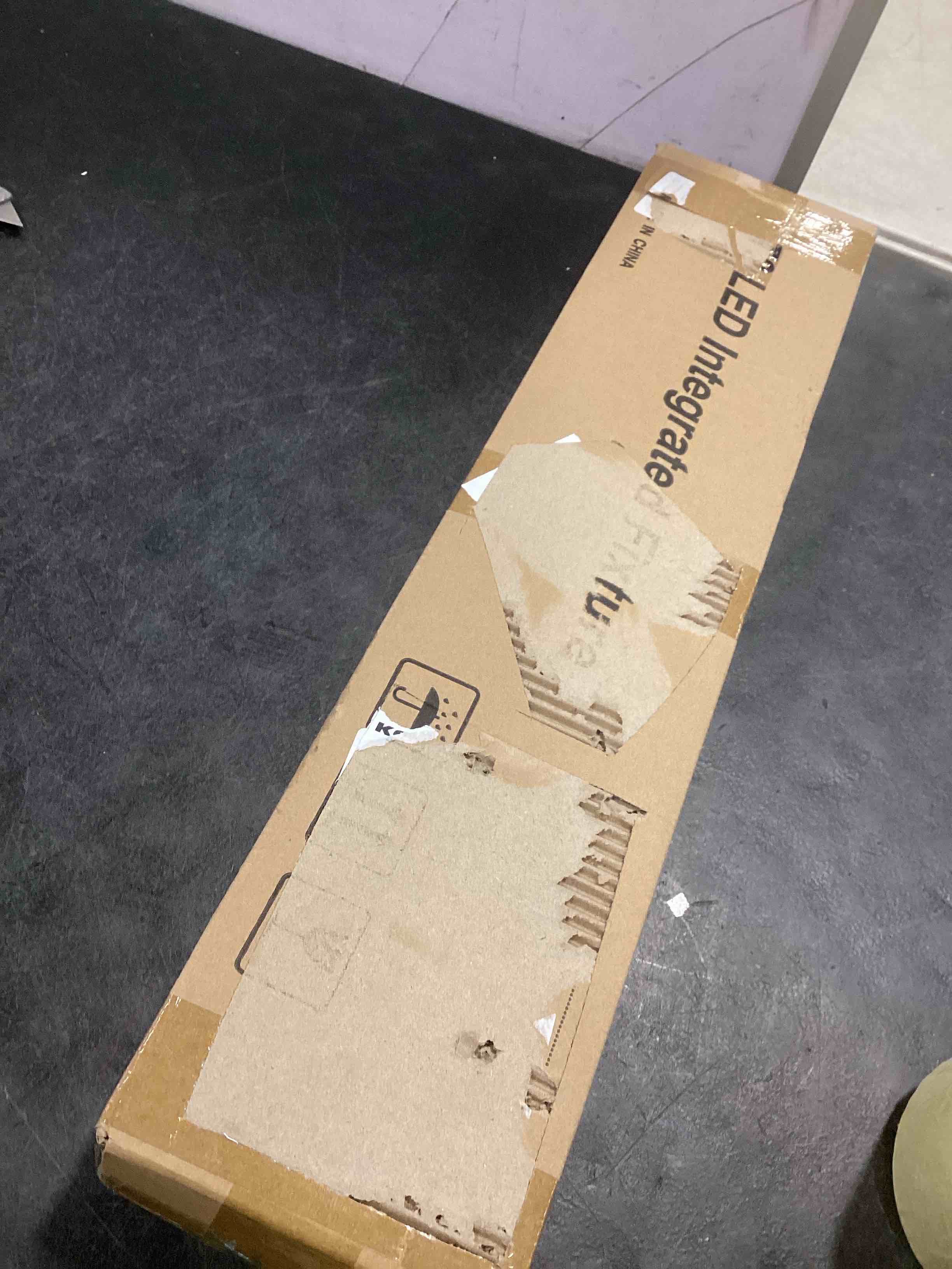 https://s3.amazonaws.com/lotting-images-prod/bidfta/YEL6213343_1714224379063.jpeg