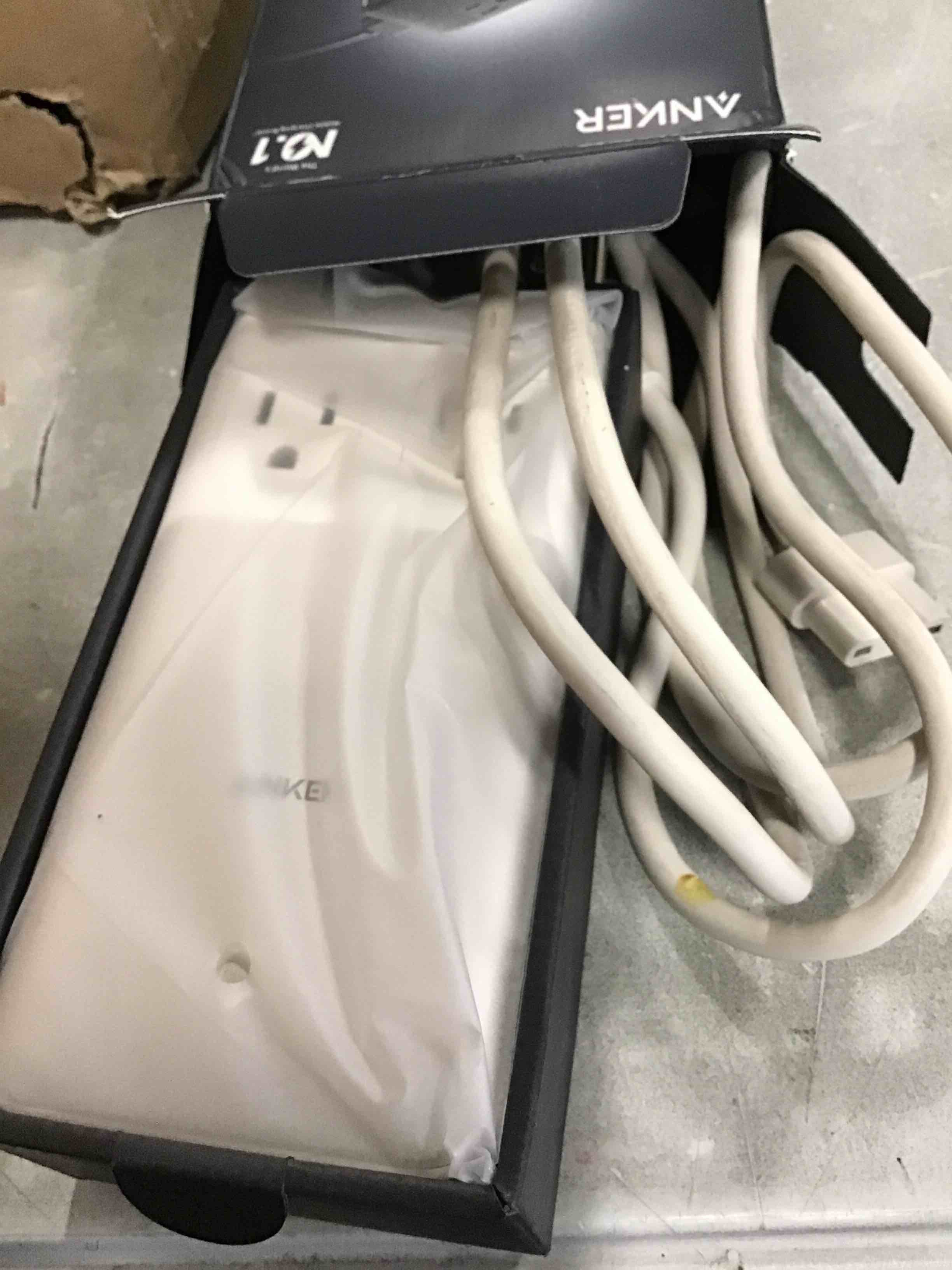 https://s3.amazonaws.com/lotting-images-prod/bidfta/YEL6214167_1721227888416.jpeg
