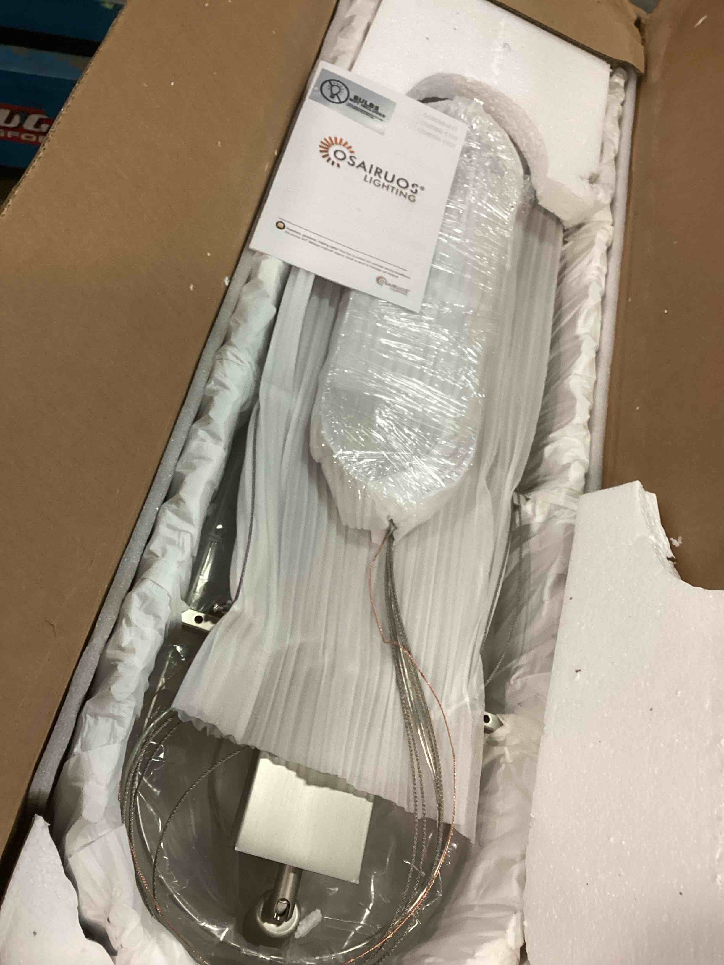 https://s3.amazonaws.com/lotting-images-prod/bidfta/YEL6215153_1713876376811.jpeg