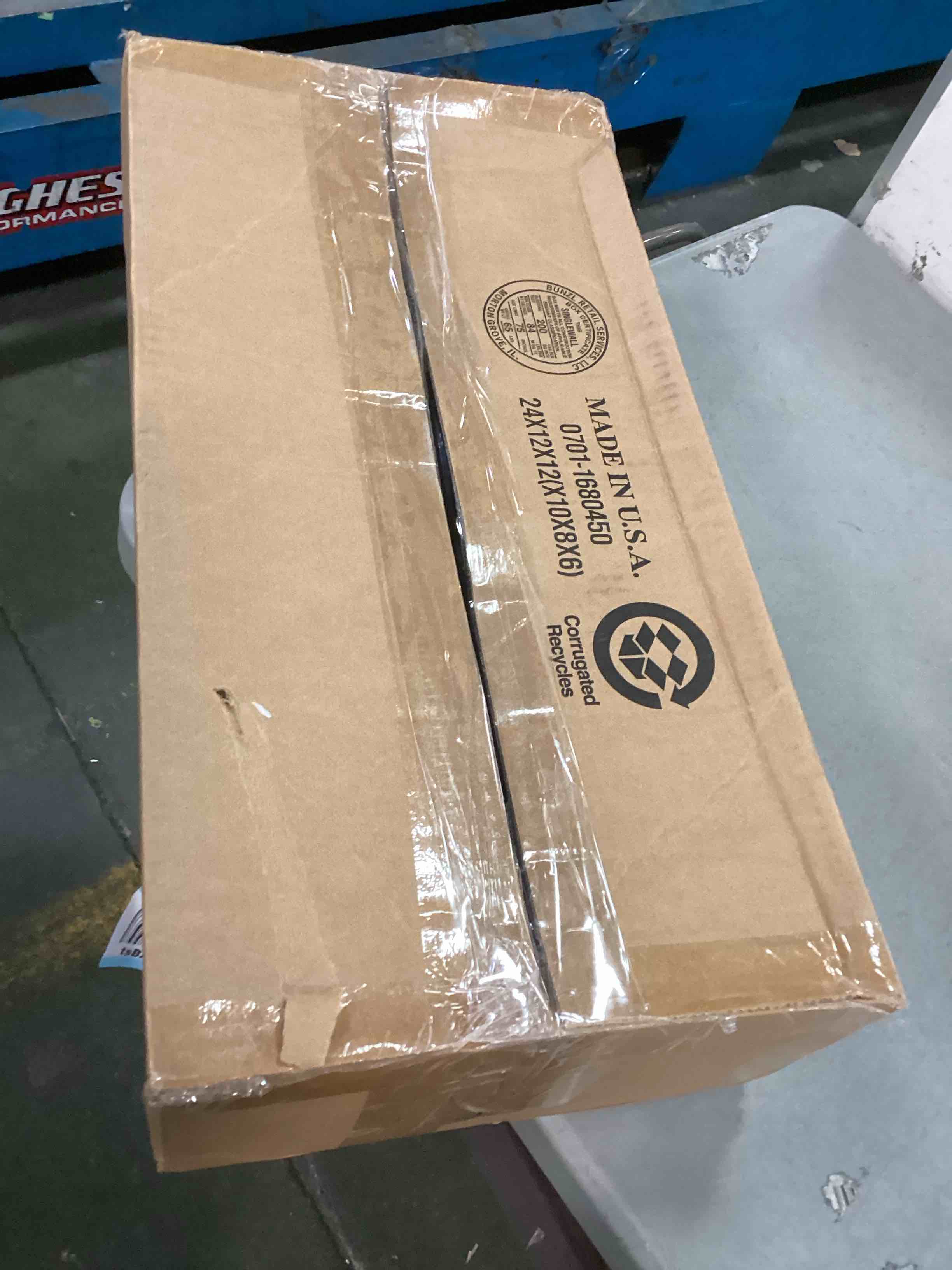 https://s3.amazonaws.com/lotting-images-prod/bidfta/YEL6215366_1713902040063.jpeg