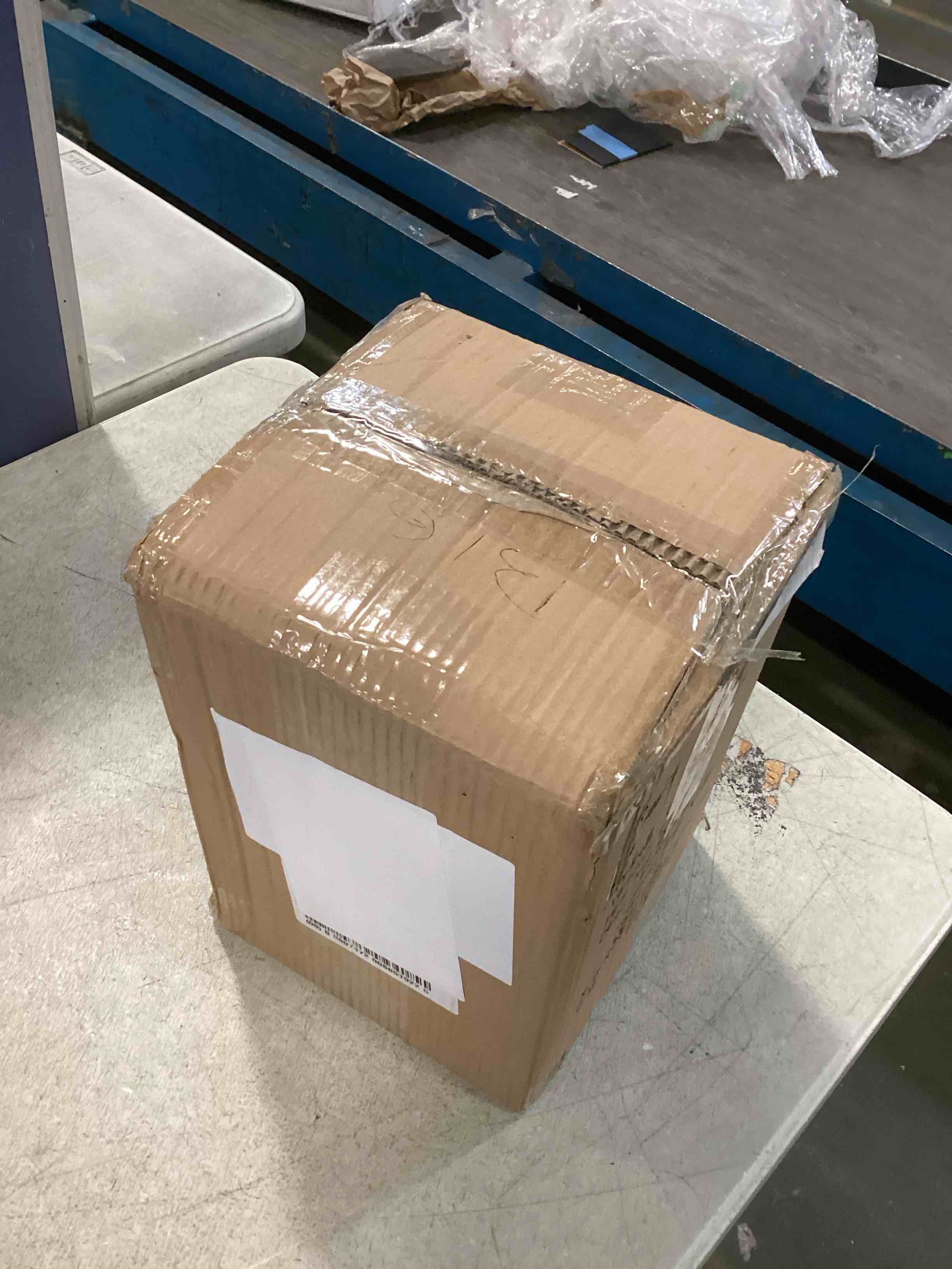 https://s3.amazonaws.com/lotting-images-prod/bidfta/YEL6215525_1713970815721.jpeg