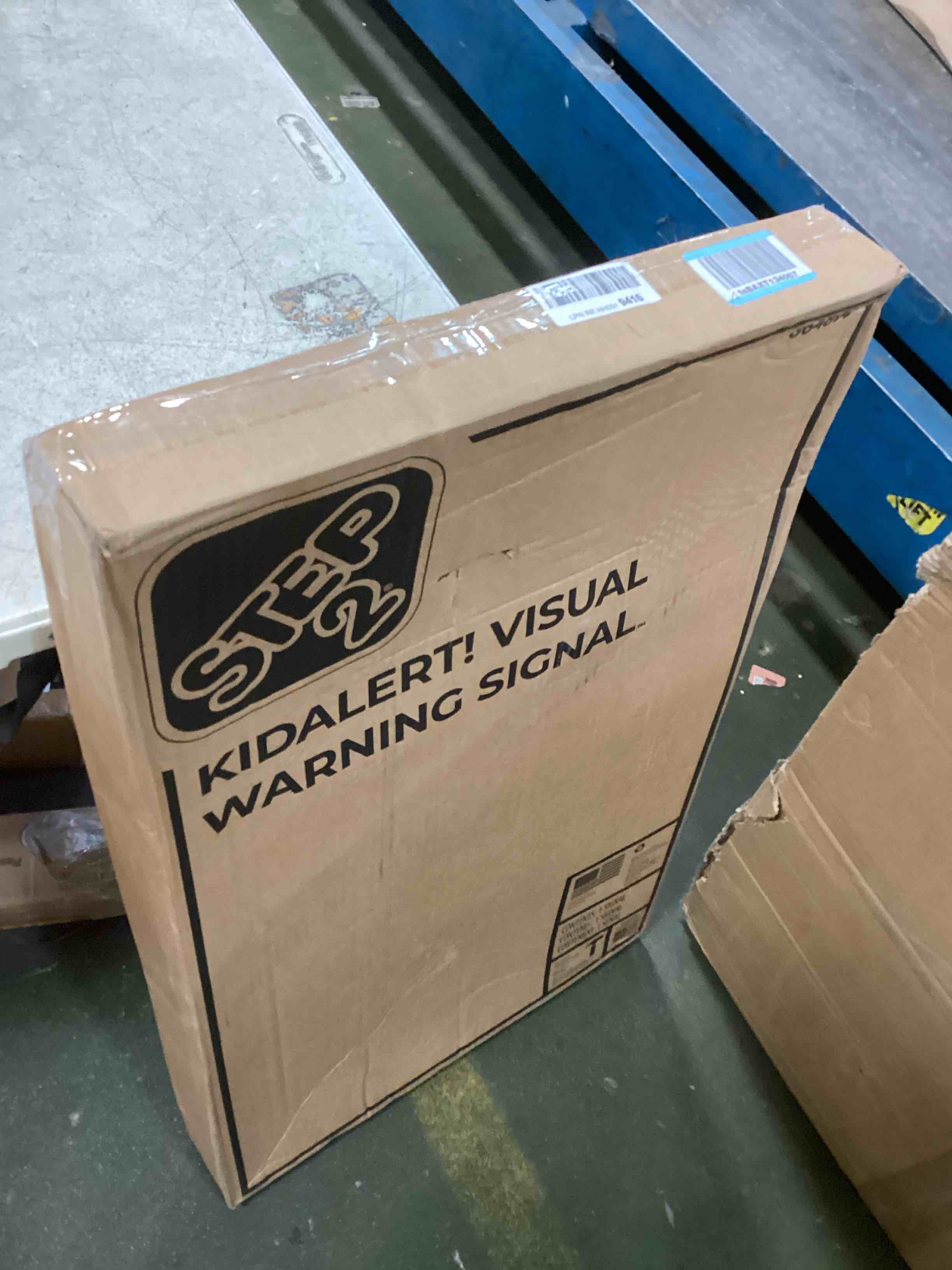 https://s3.amazonaws.com/lotting-images-prod/bidfta/YEL6215530_1713971960084.jpeg
