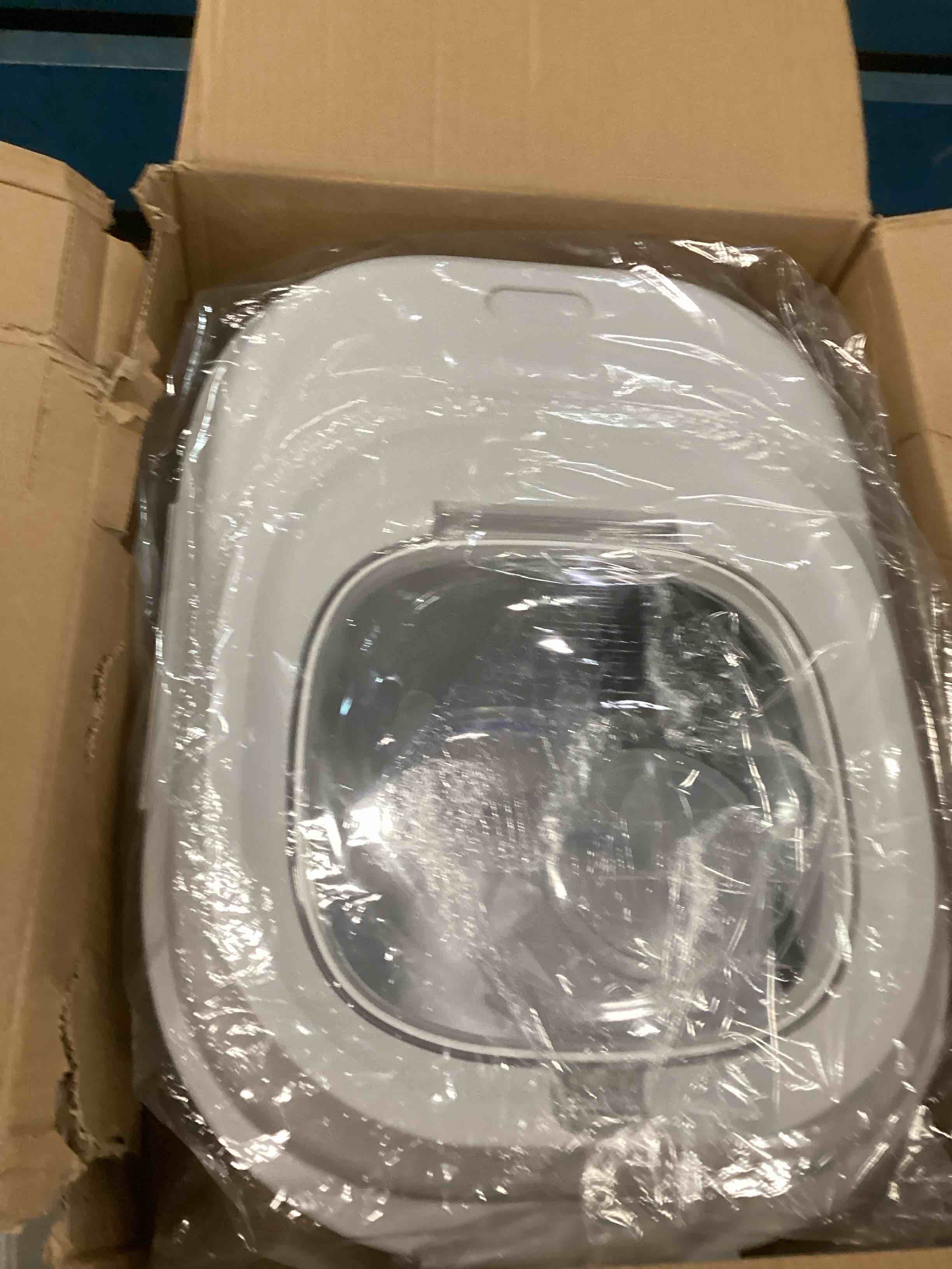 https://s3.amazonaws.com/lotting-images-prod/bidfta/YEL6215732_1714050390191.jpeg